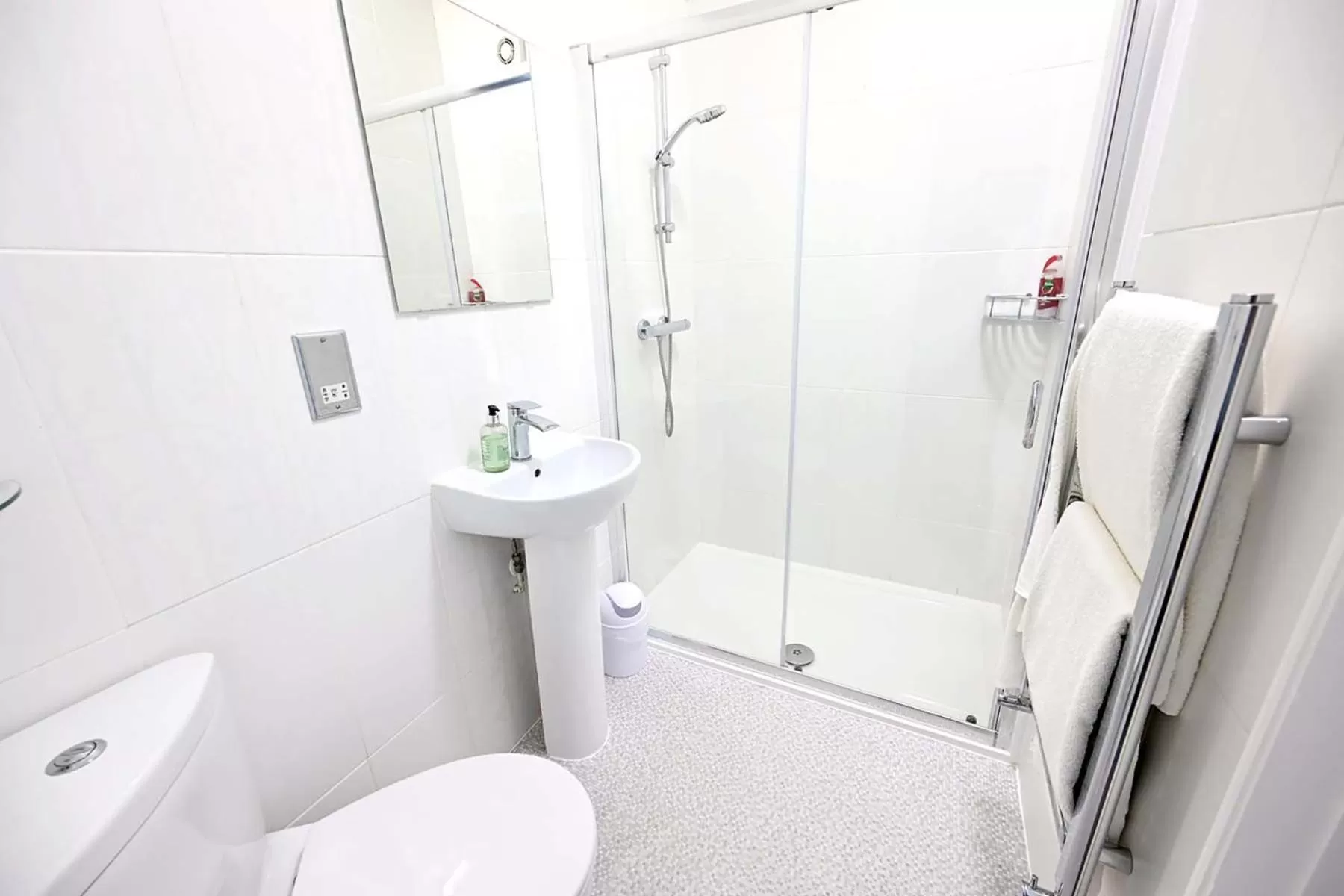 Bathroom in The Hathaways