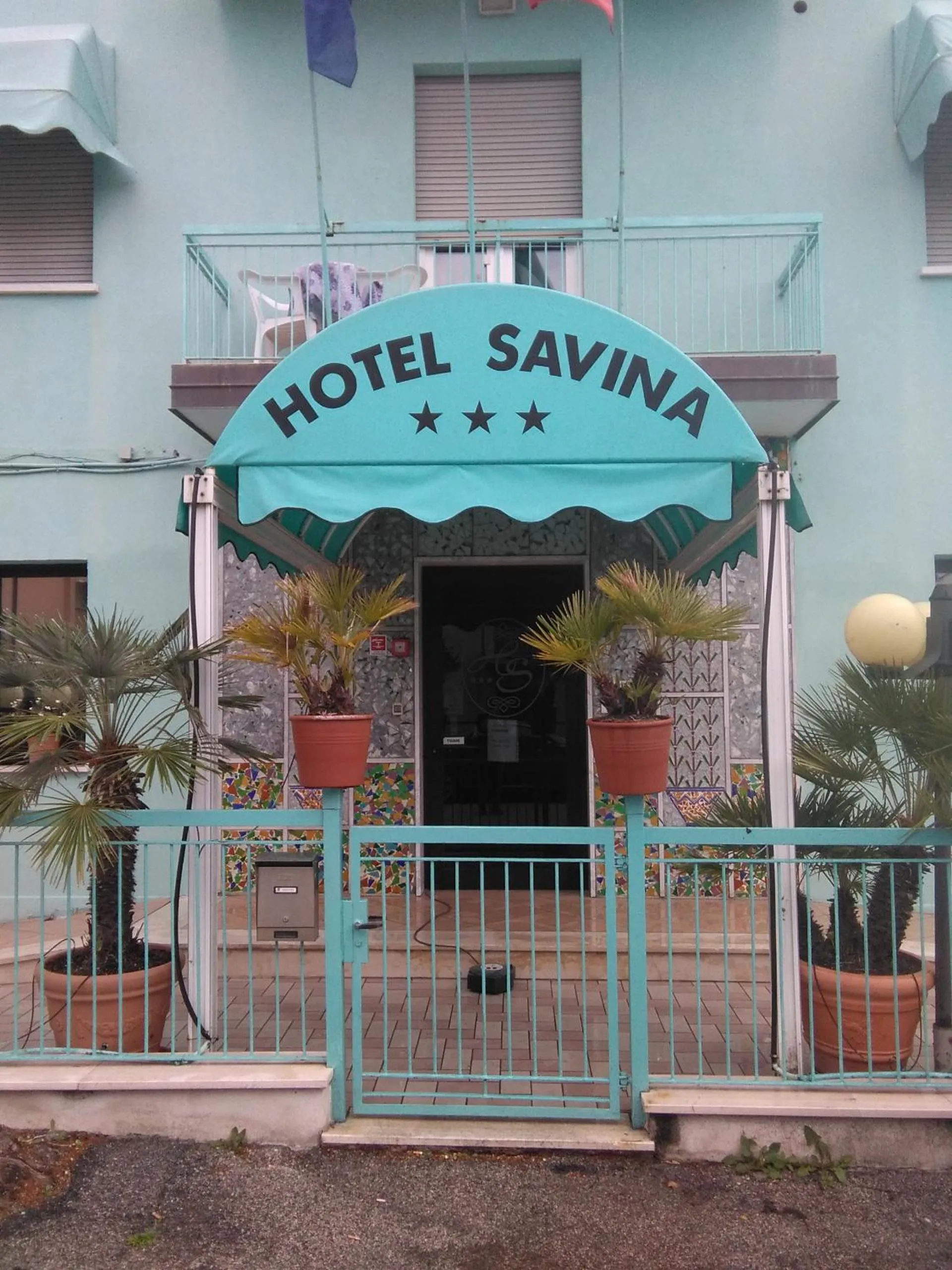 Facade/entrance in Hotel Savina