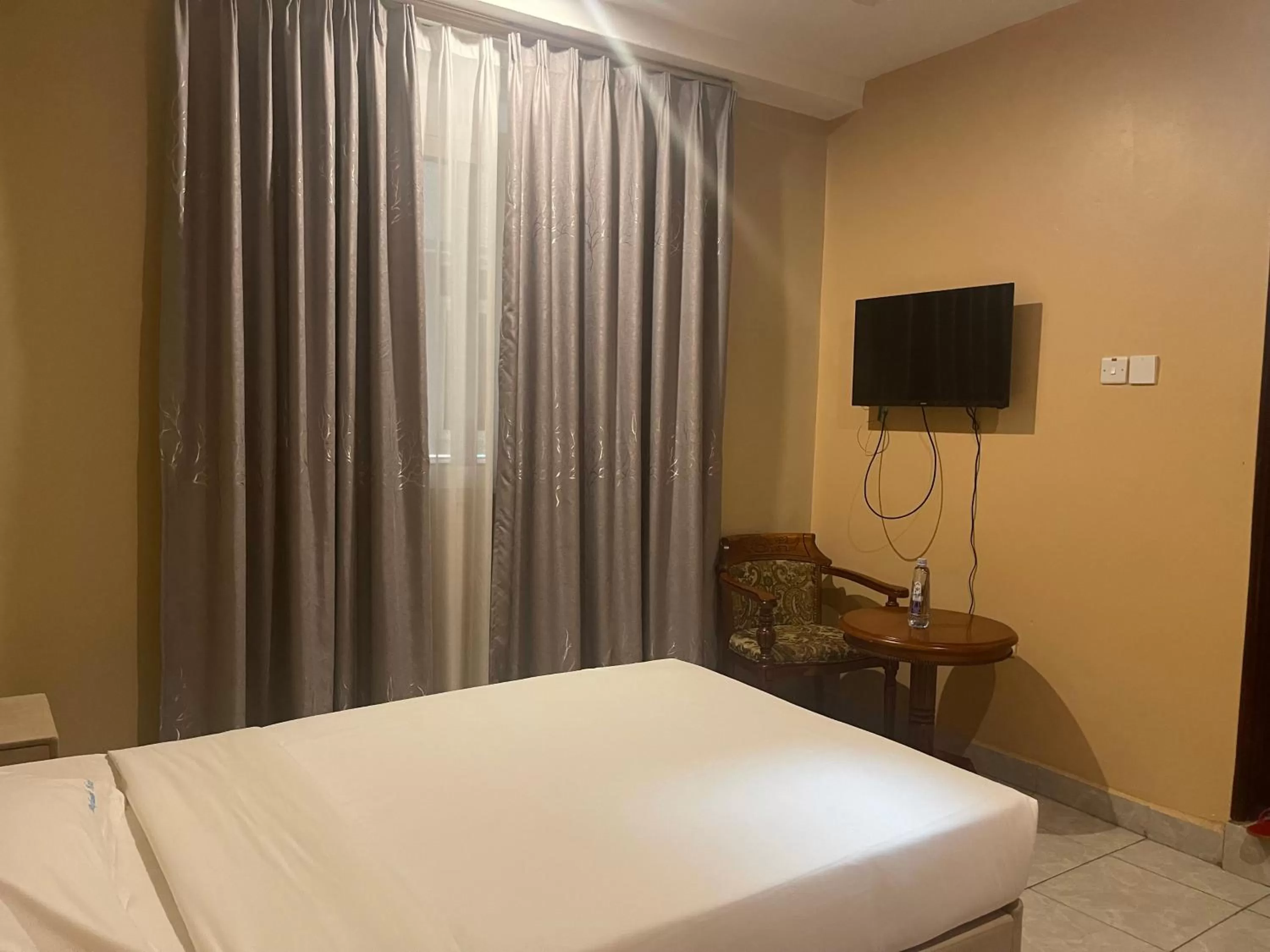 Bed in Bukandula Hotel