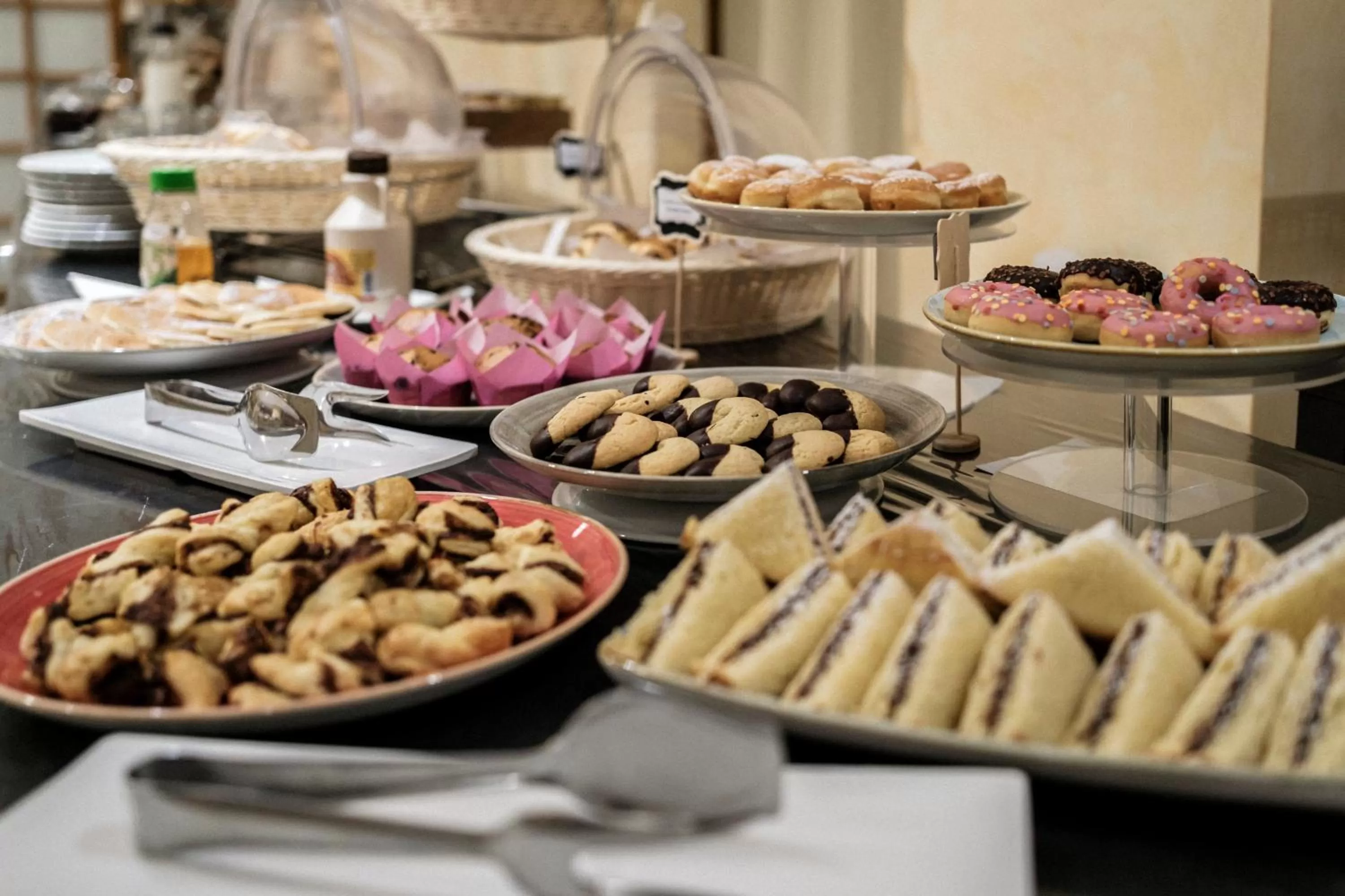 Food and drinks in Hotel Augustus