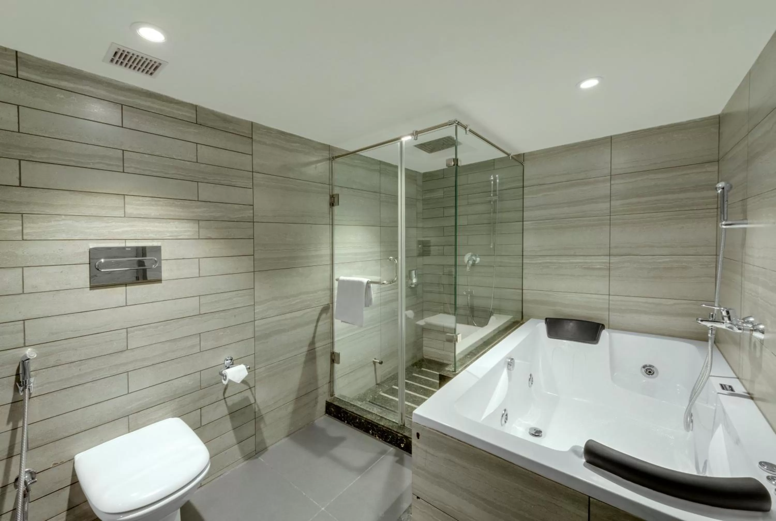 Bathroom in Marina- Shimla First Designer Boutique Hotel