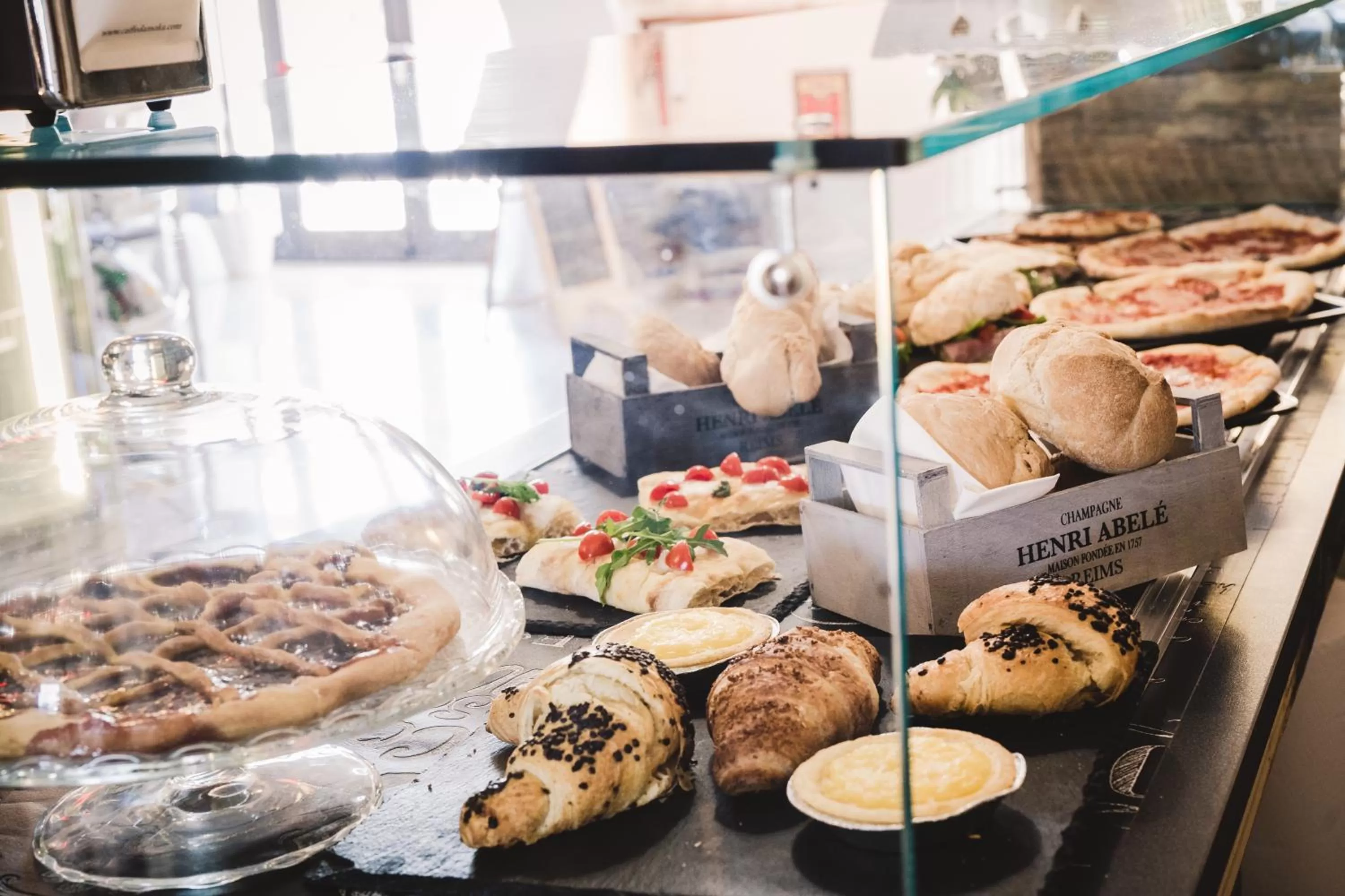 Restaurant/places to eat in Hotel The Flash - Venturina Terme