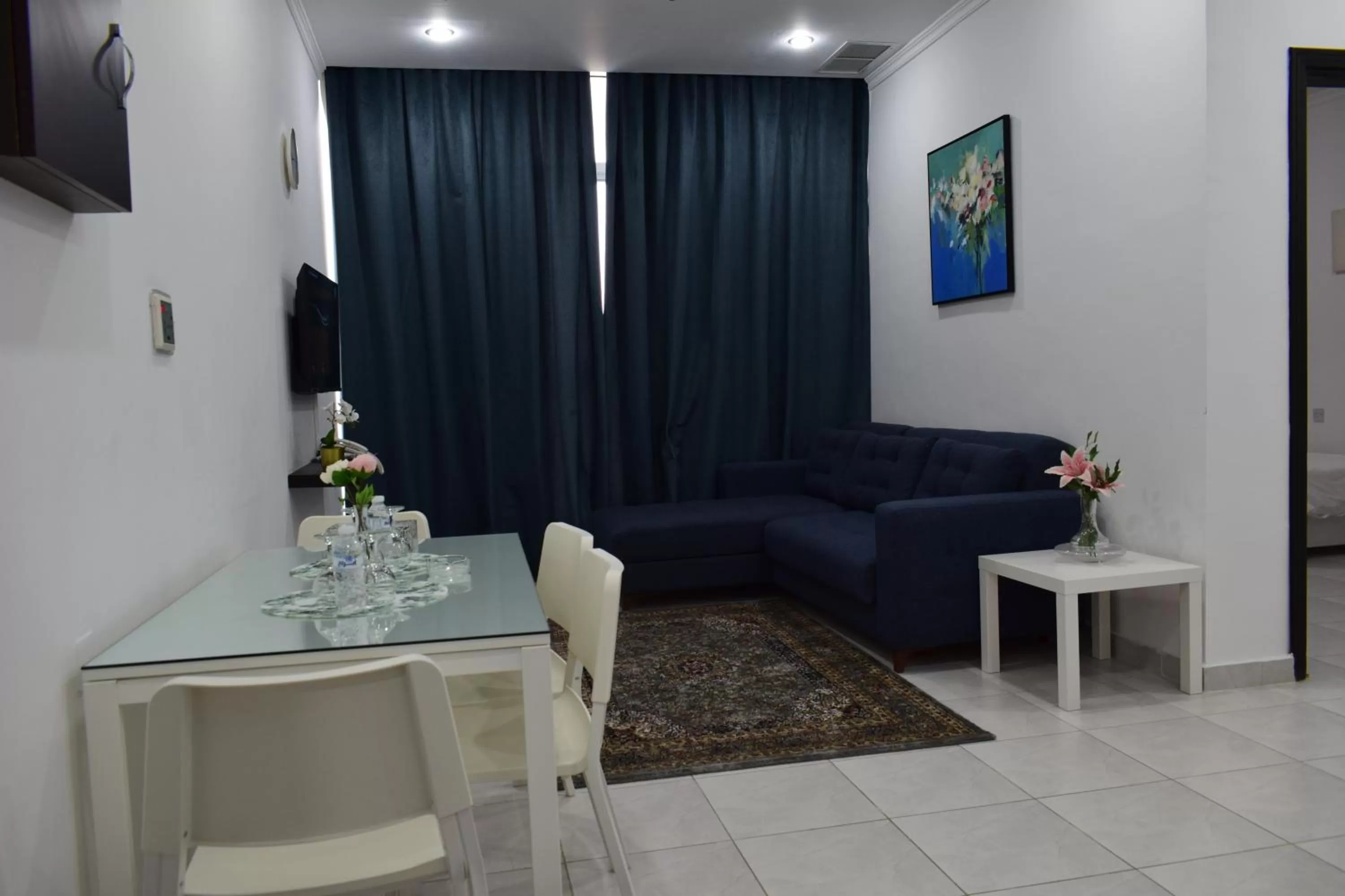 Atlantis Suites Hotel