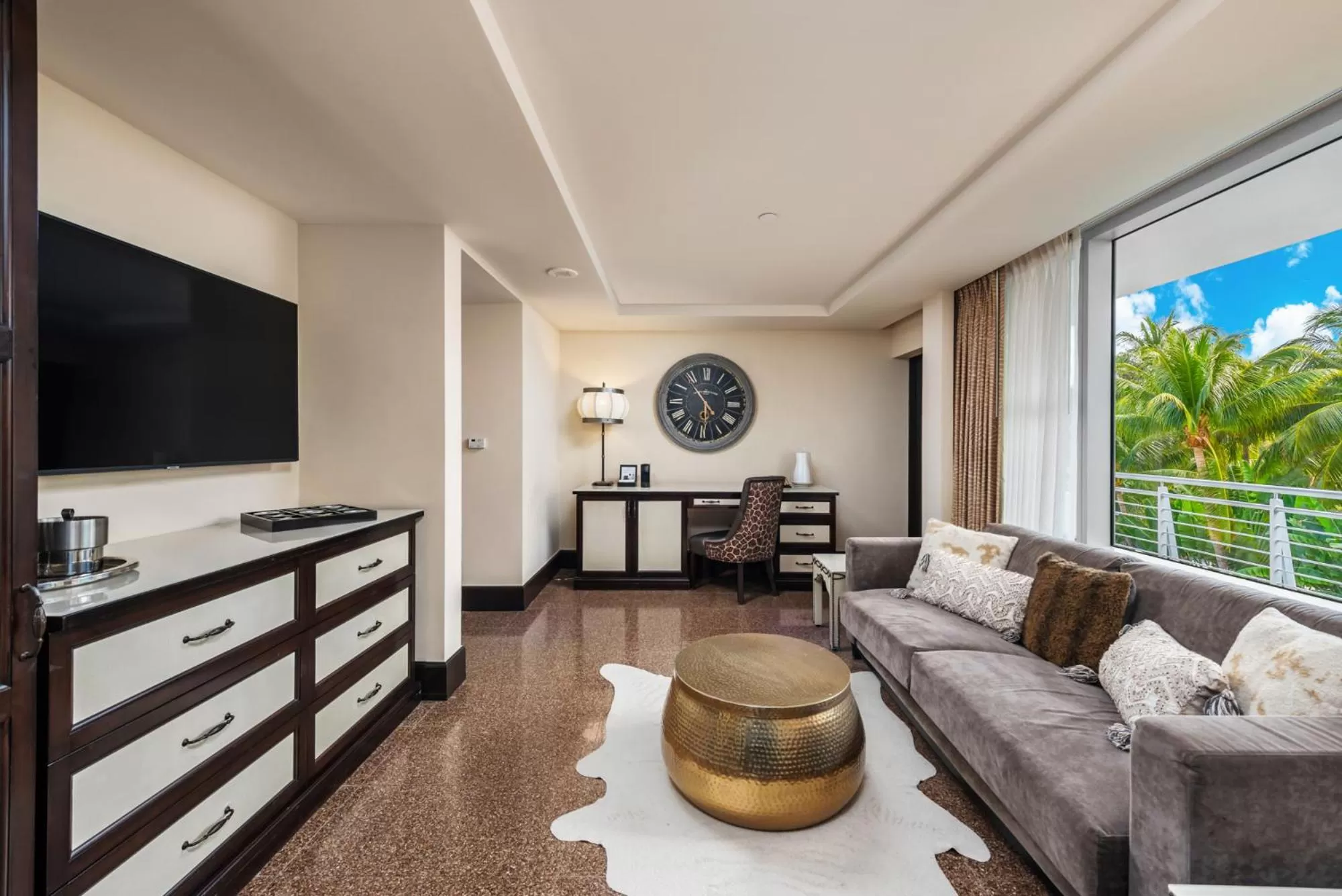 TV and multimedia in National Hotel, An Adult Only Oceanfront Resort