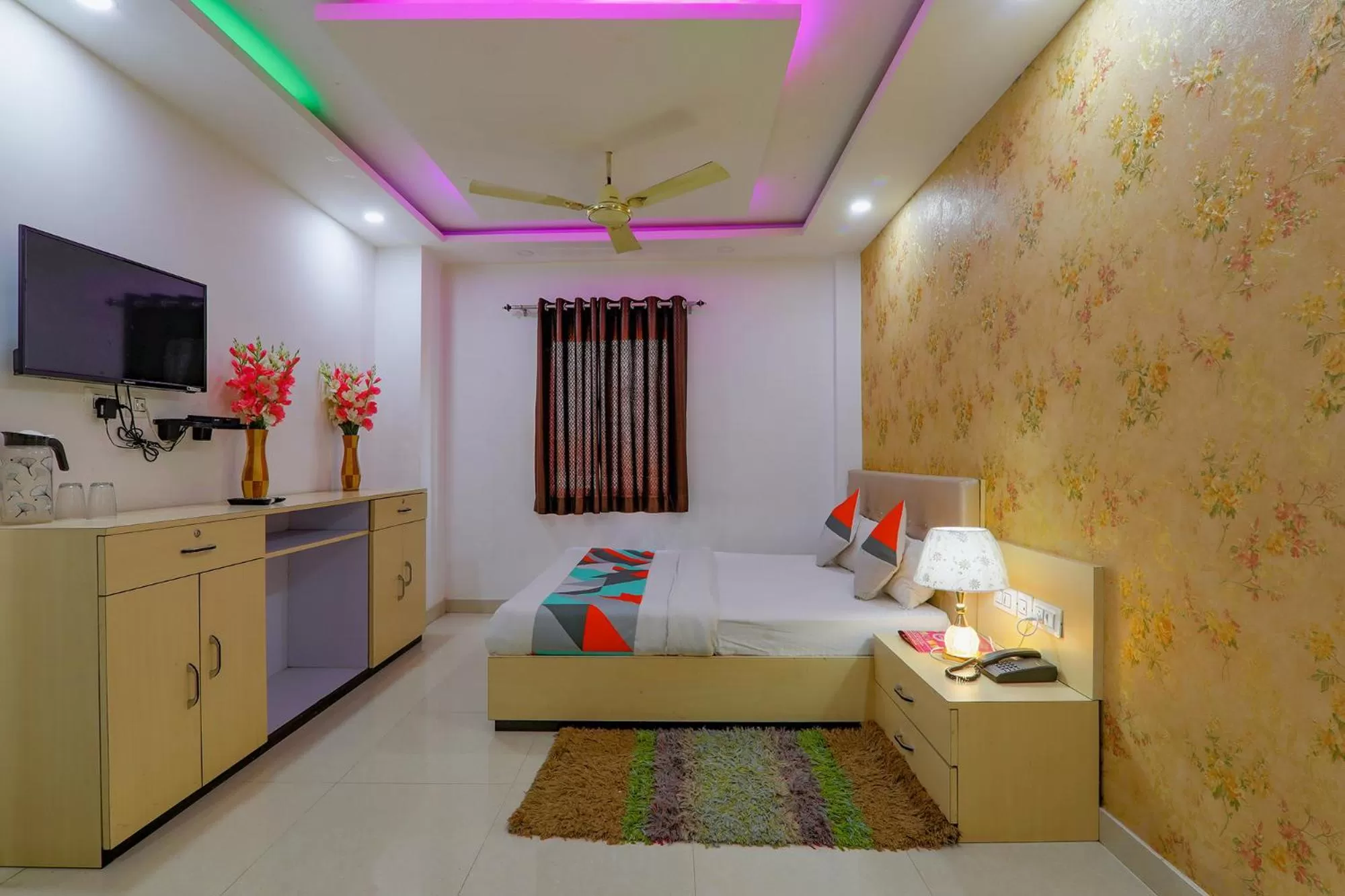 Photo of the whole room in Via Moti Mahal - Sarnath museum