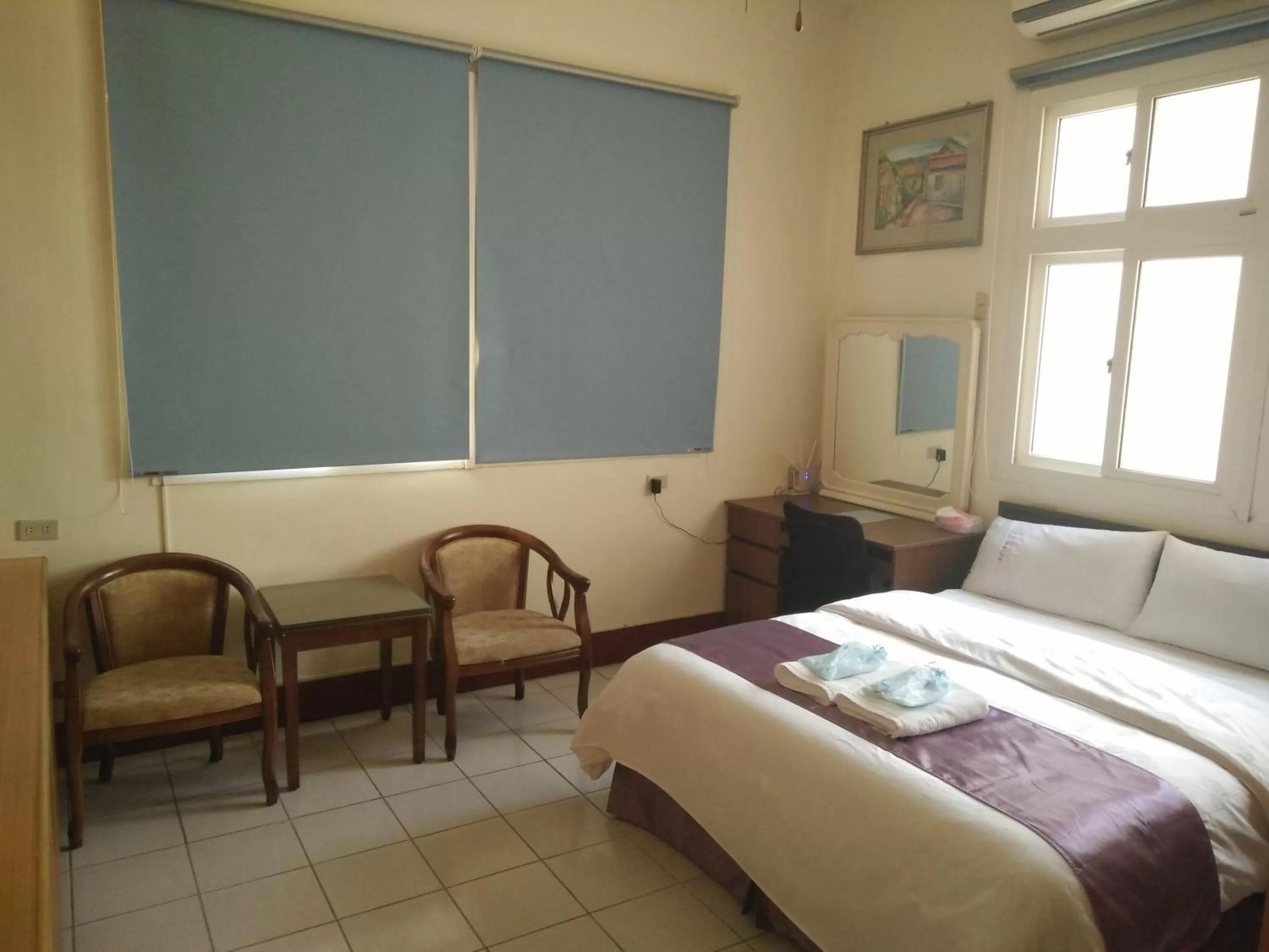 Photo of the whole room in Frank B&B