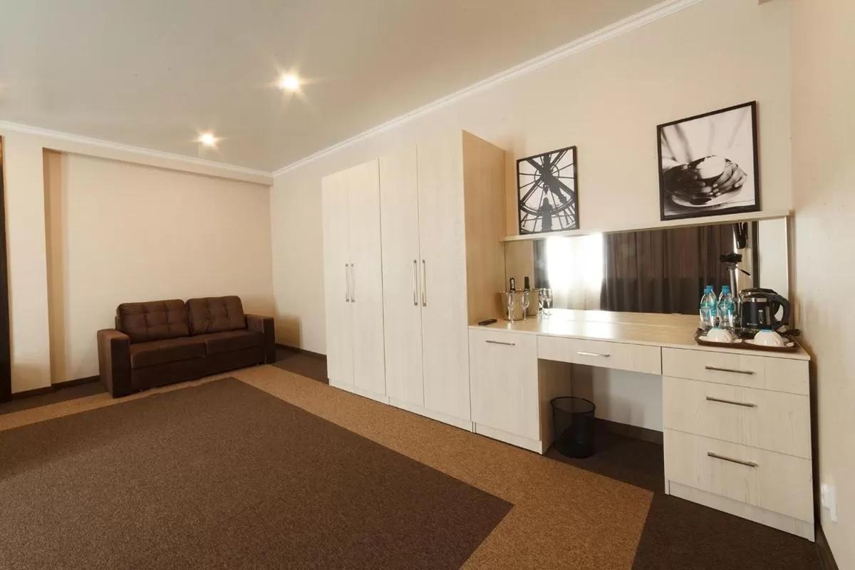 Seating area in Meridian