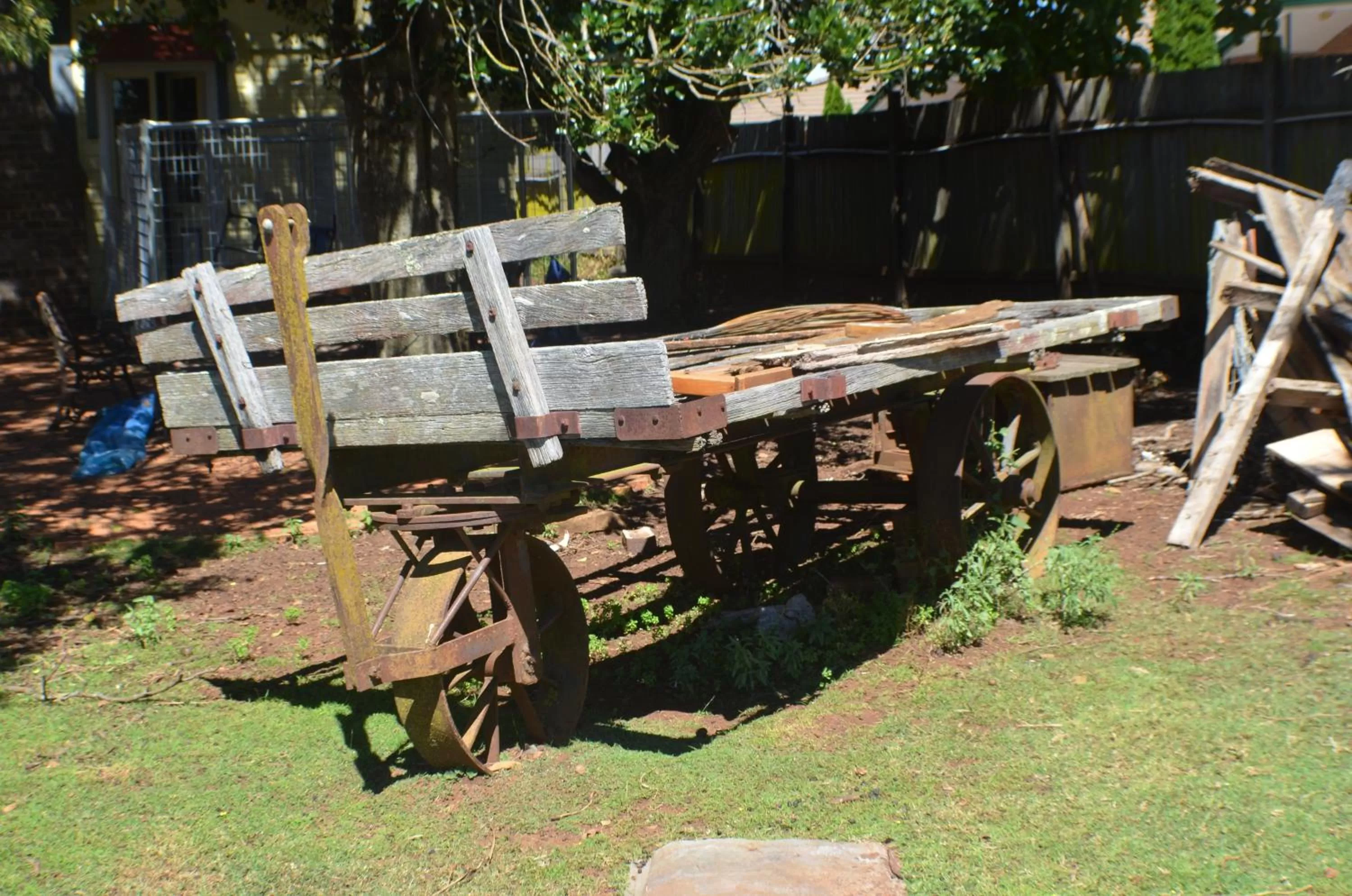 Garden in Deer Park Motor Inn Armidale