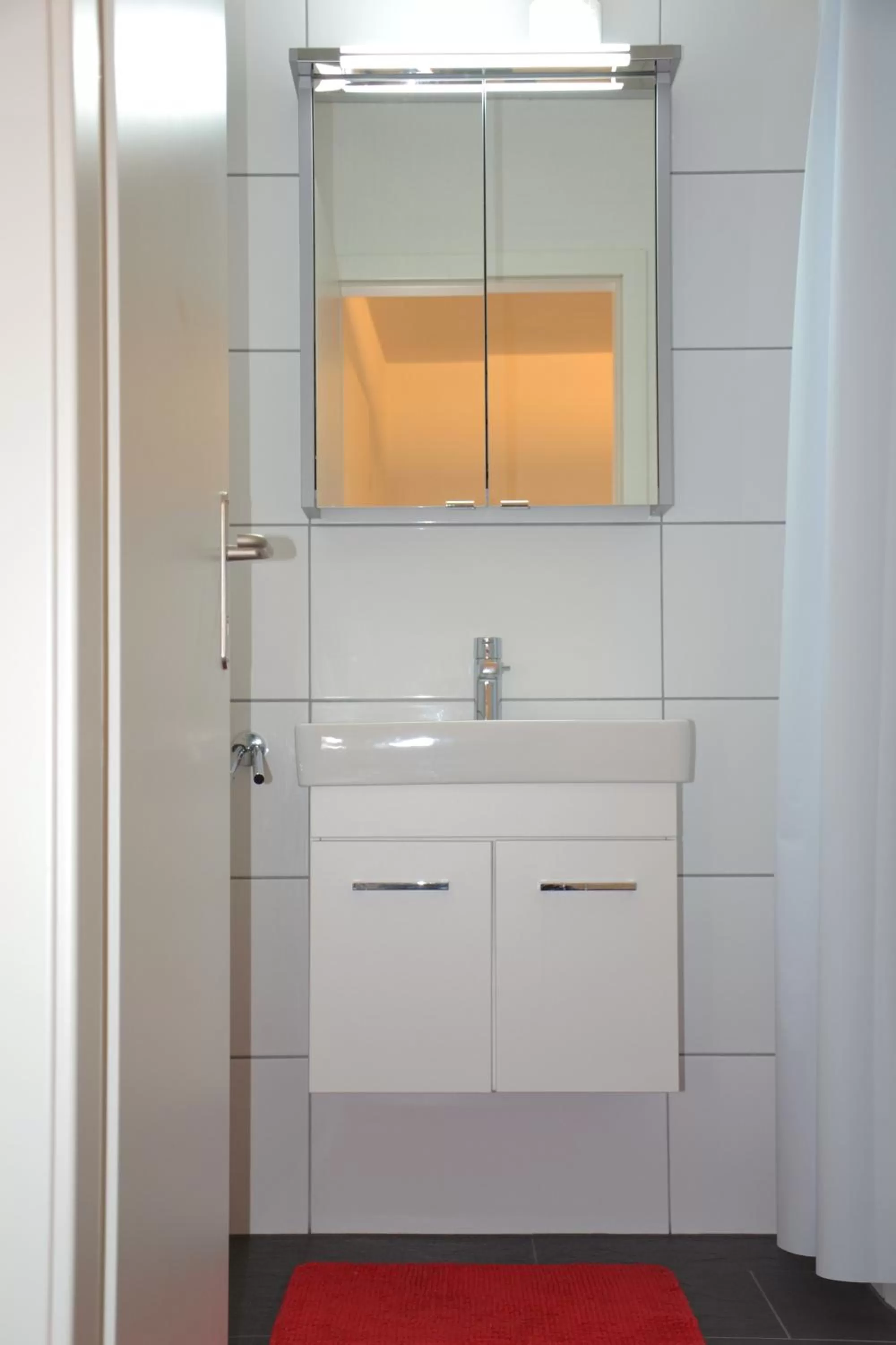 Bathroom in INSIDE Five