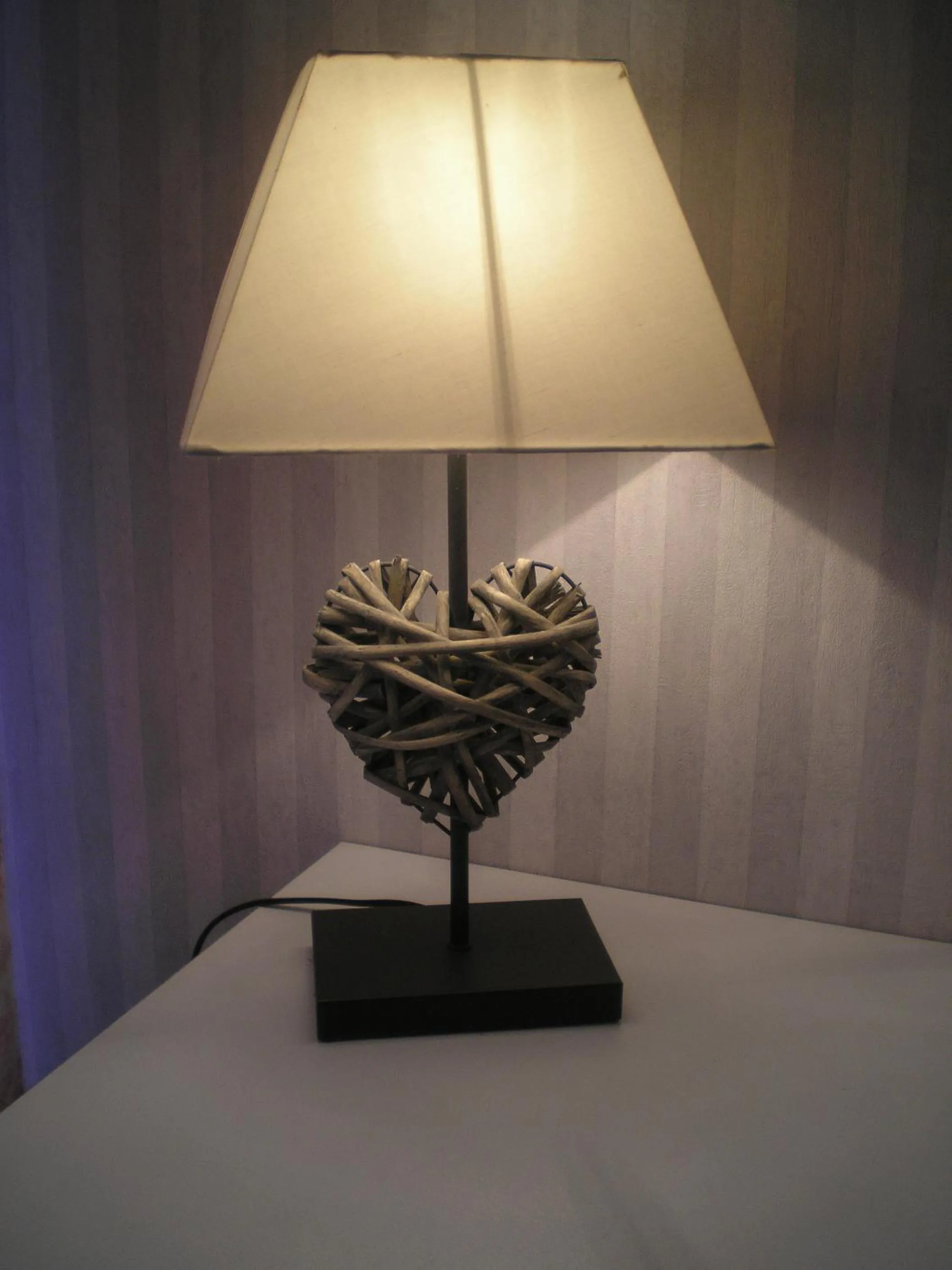 Decorative detail in Hôtel de L'Avenue