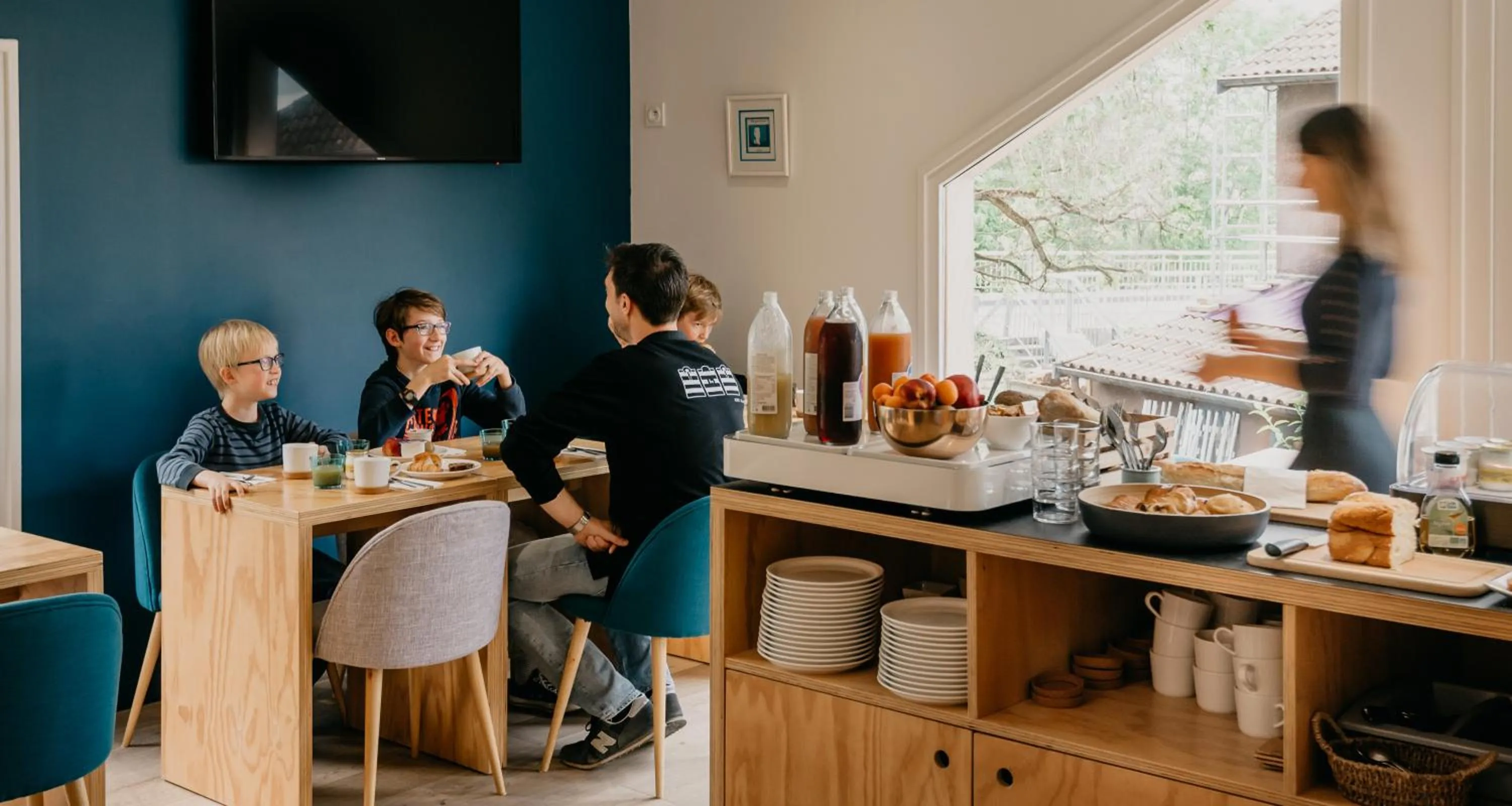 Buffet breakfast in Best Western Bridge Hotel Lyon East