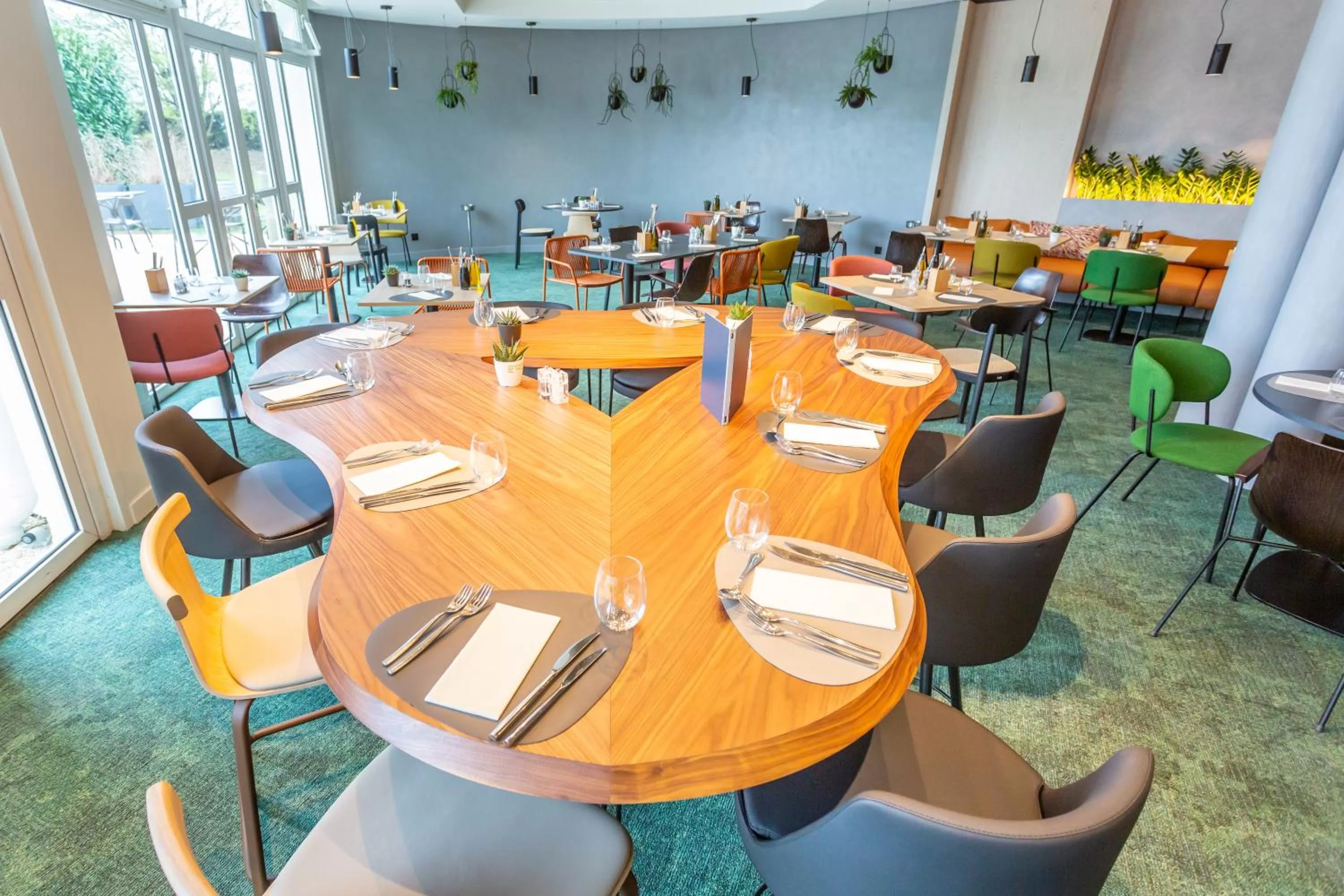 Restaurant/places to eat in Novotel Bourges