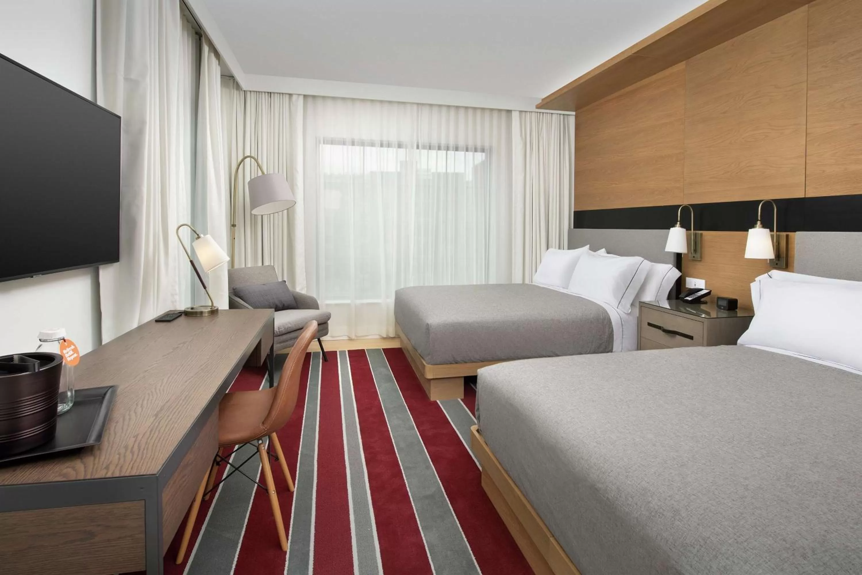 Bedroom, Bed in Canopy By Hilton Ithaca Downtown