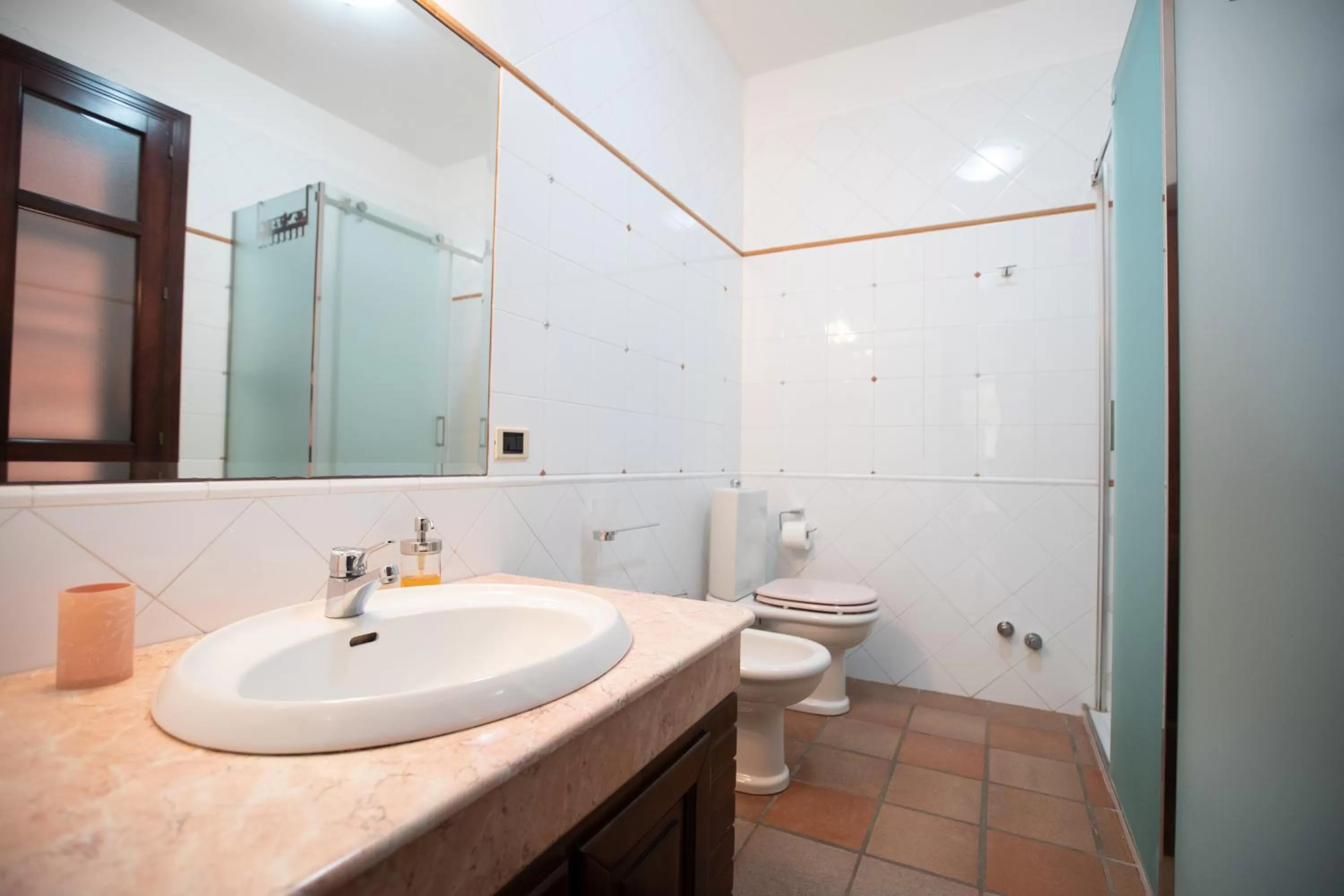 Shower in B&B Villa Nella