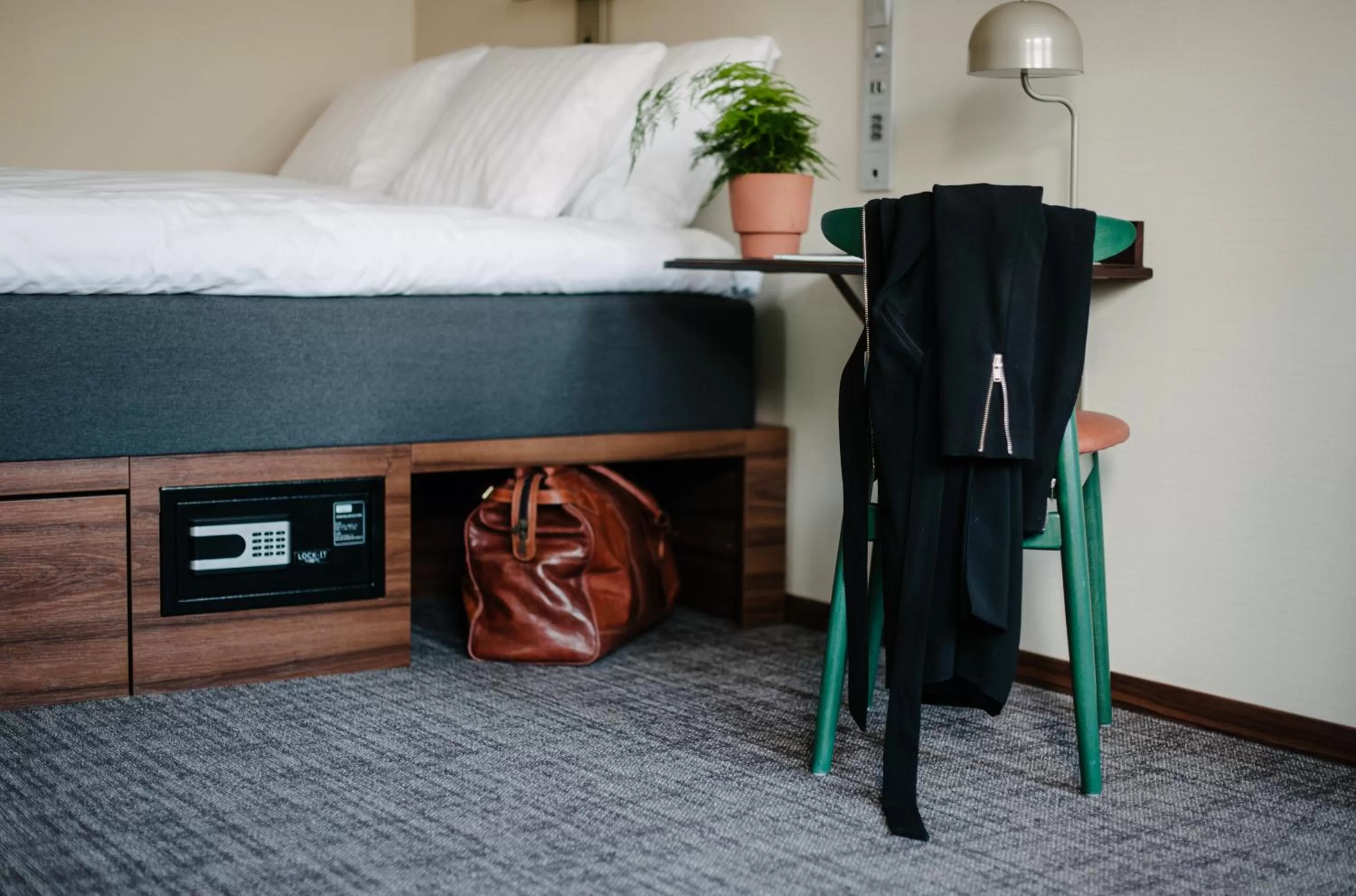 Bedroom, Bed in Best Western and hotel