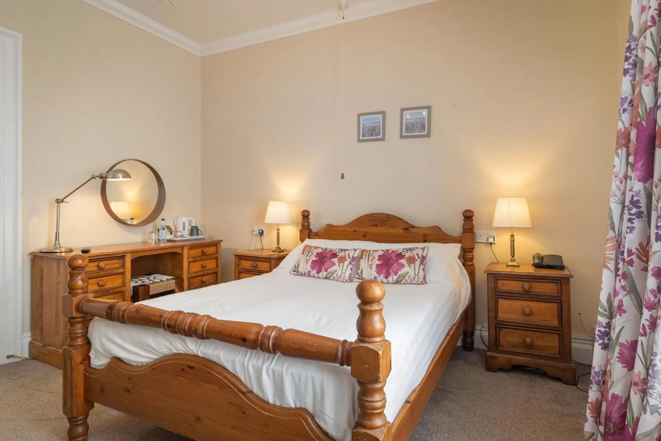 Bed in Hotel Plas Hyfryd