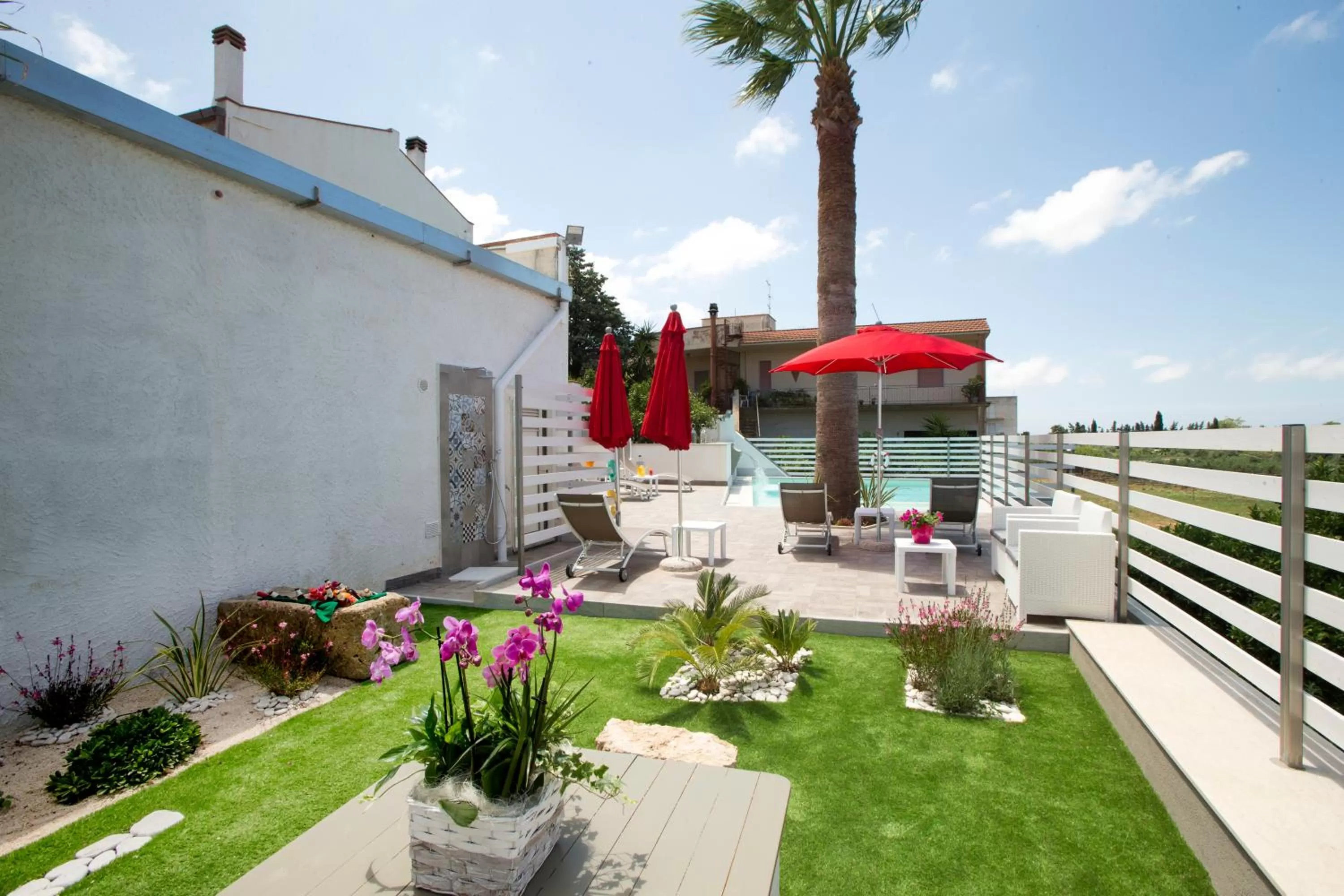 Patio in La Rocca Scavata