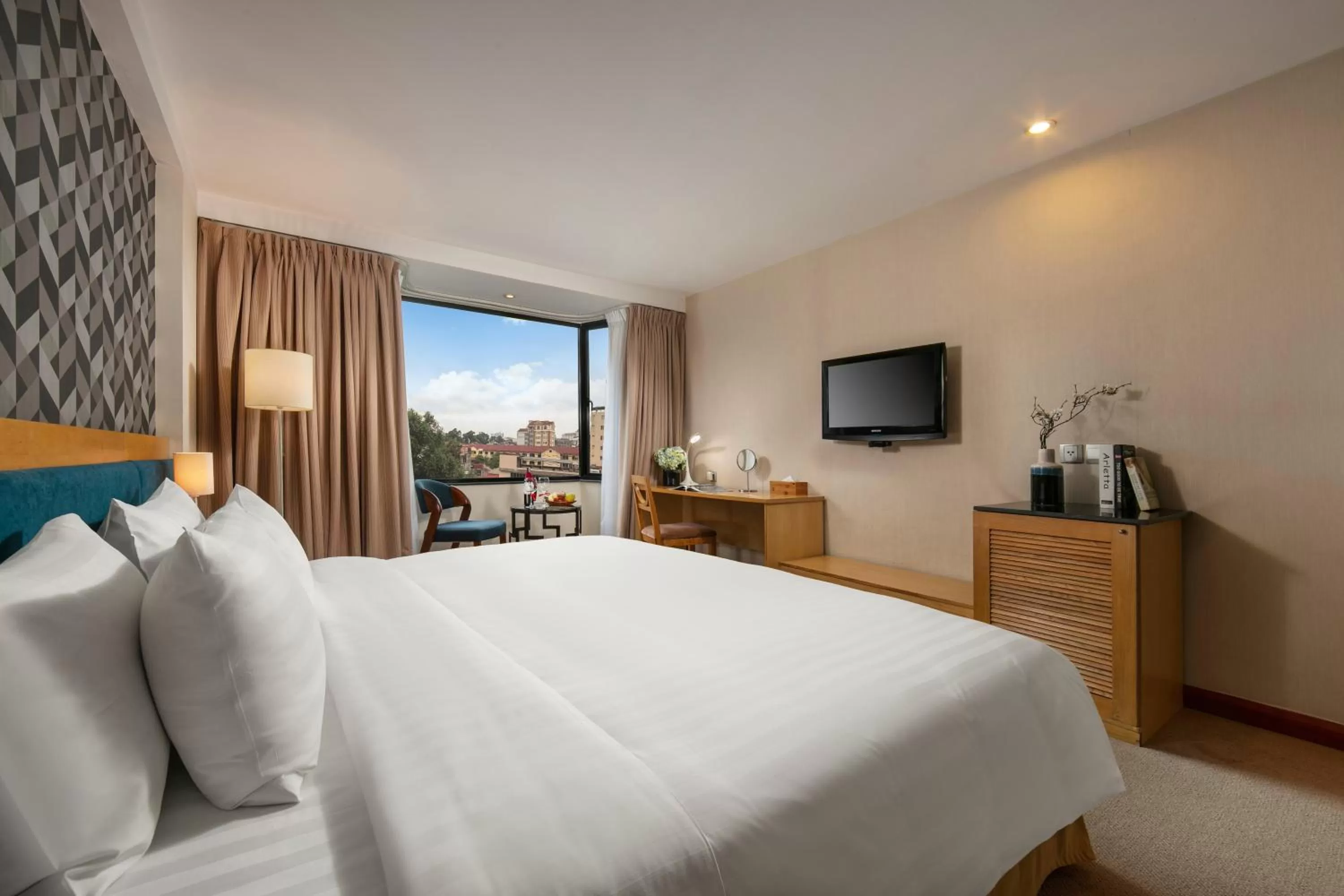 Photo of the whole room, Bed in La Casa Hanoi Hotel