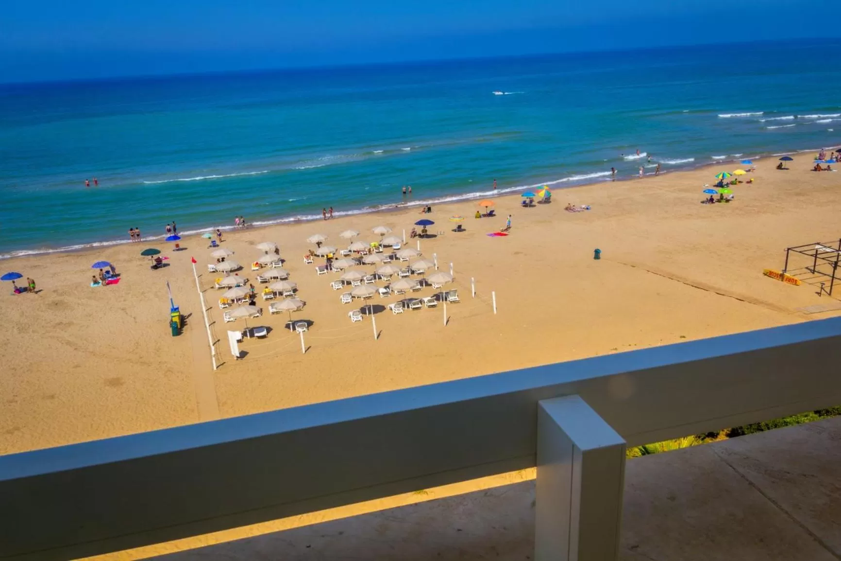 Sea view in Hotel Mida