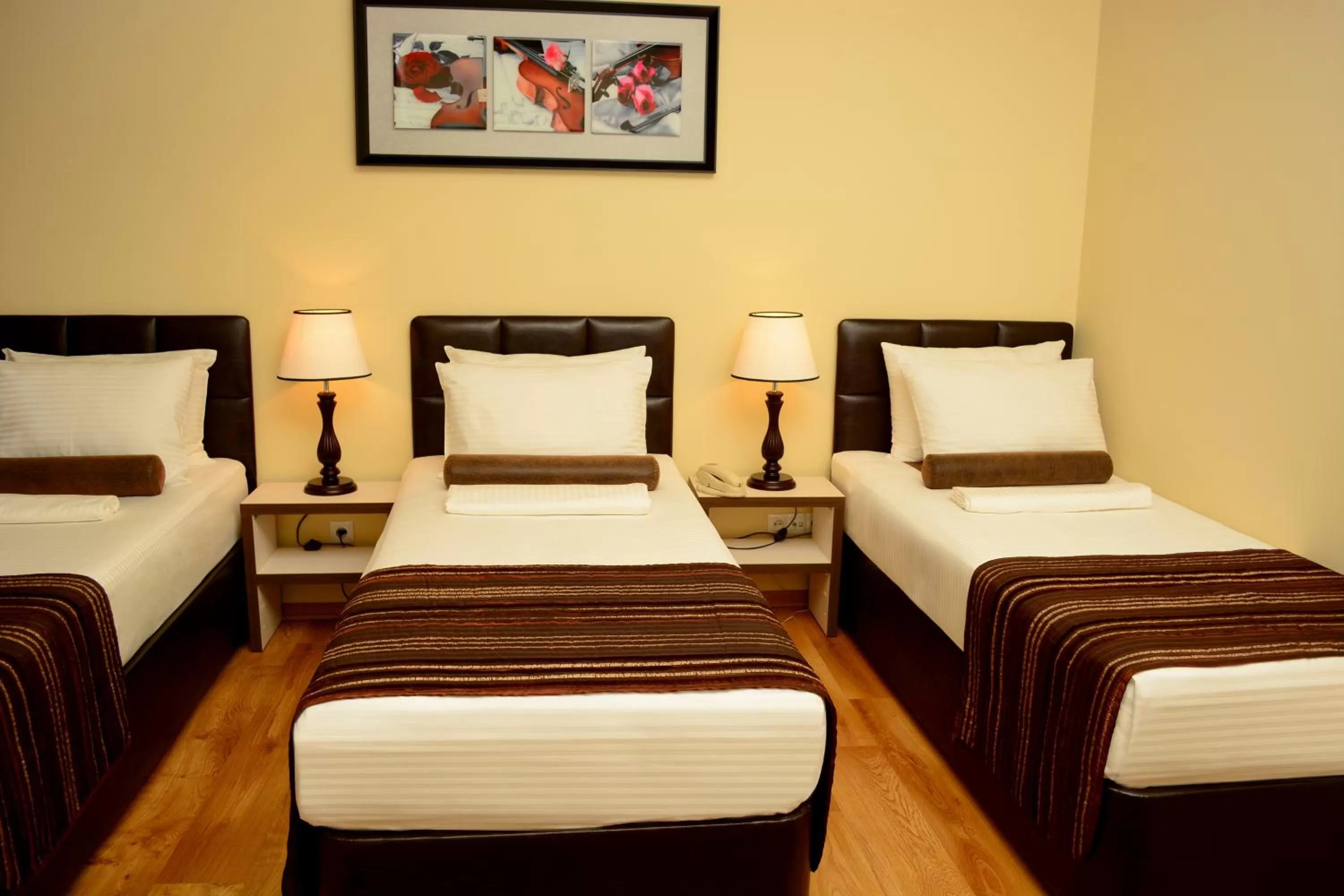 Photo of the whole room, Bed in Hotel Diamond