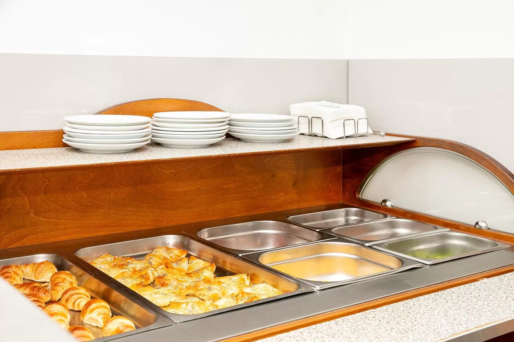 Breakfast in Hotel Niky