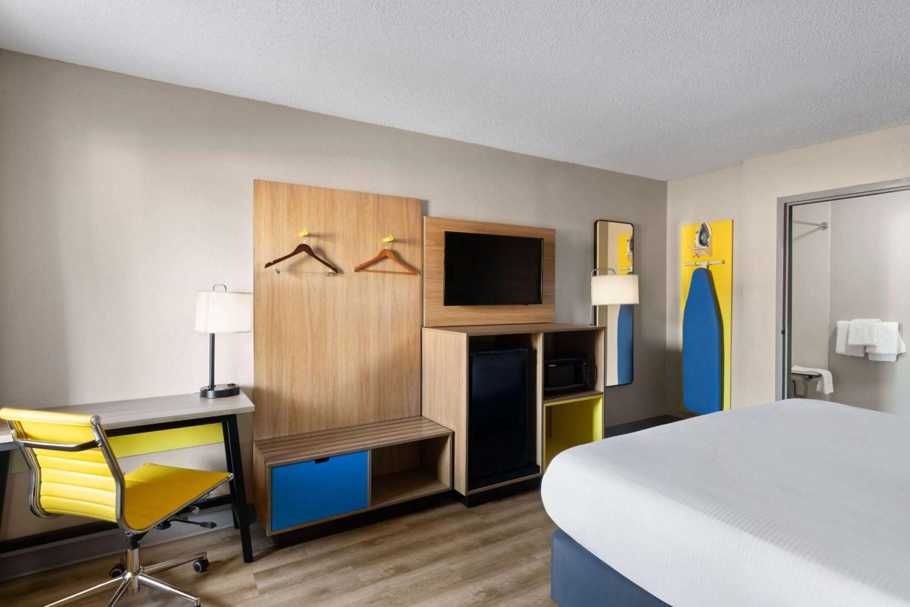 Photo of the whole room, Bed in Days Inn by Wyndham Florence Near Civic Center