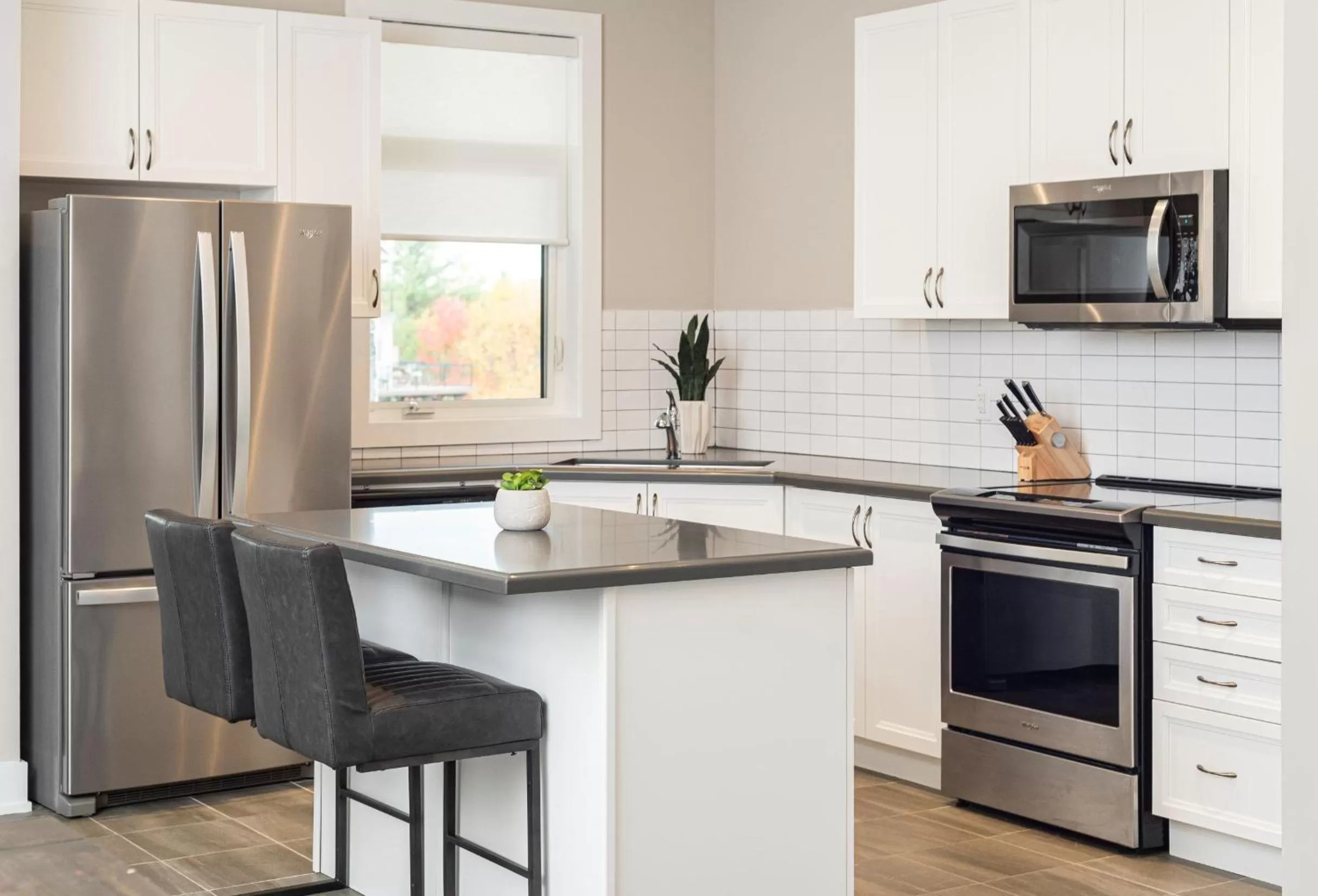 Kitchen or kitchenette in Muskoka Bay Resort