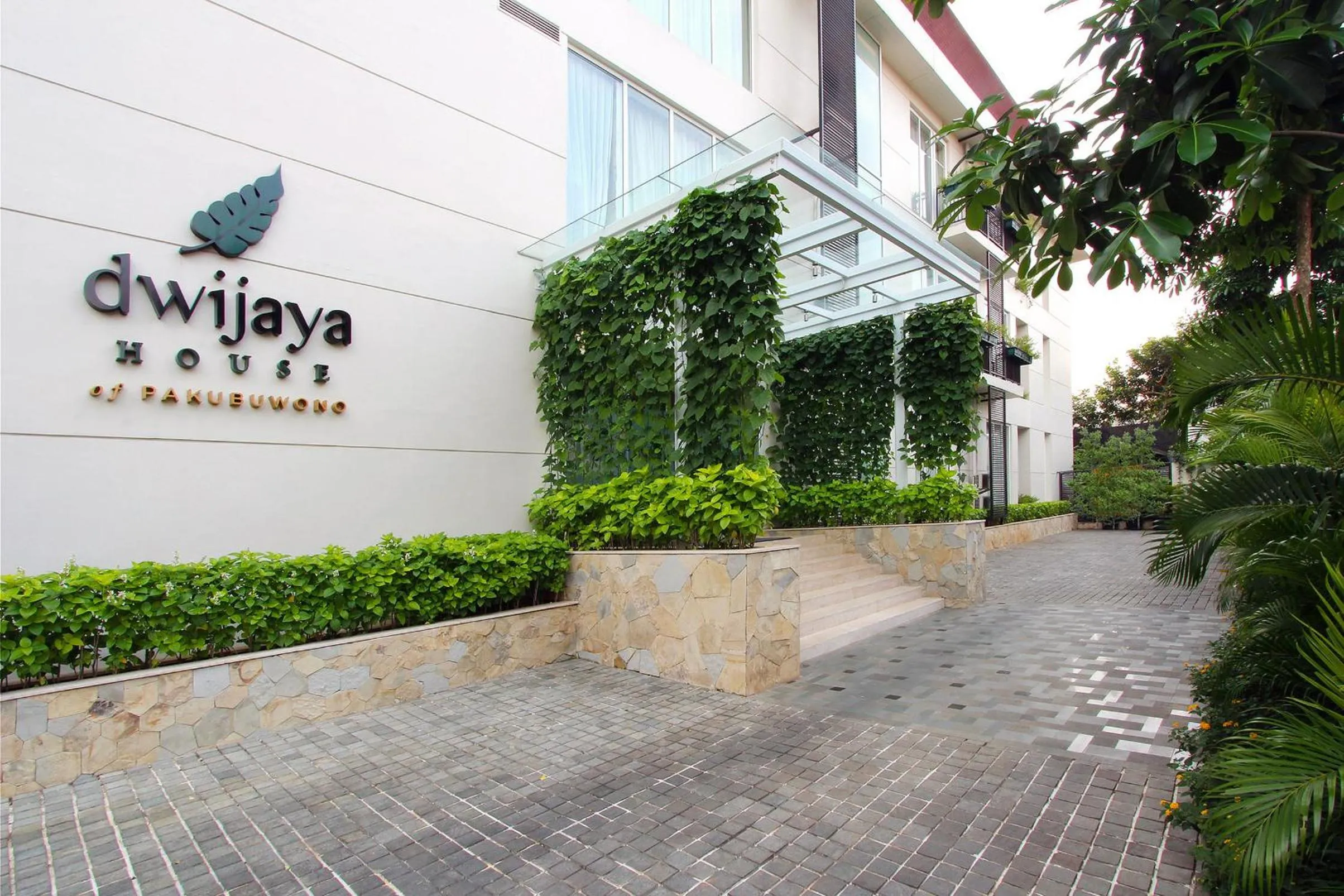 Property building in Dwijaya House of Pakubuwono