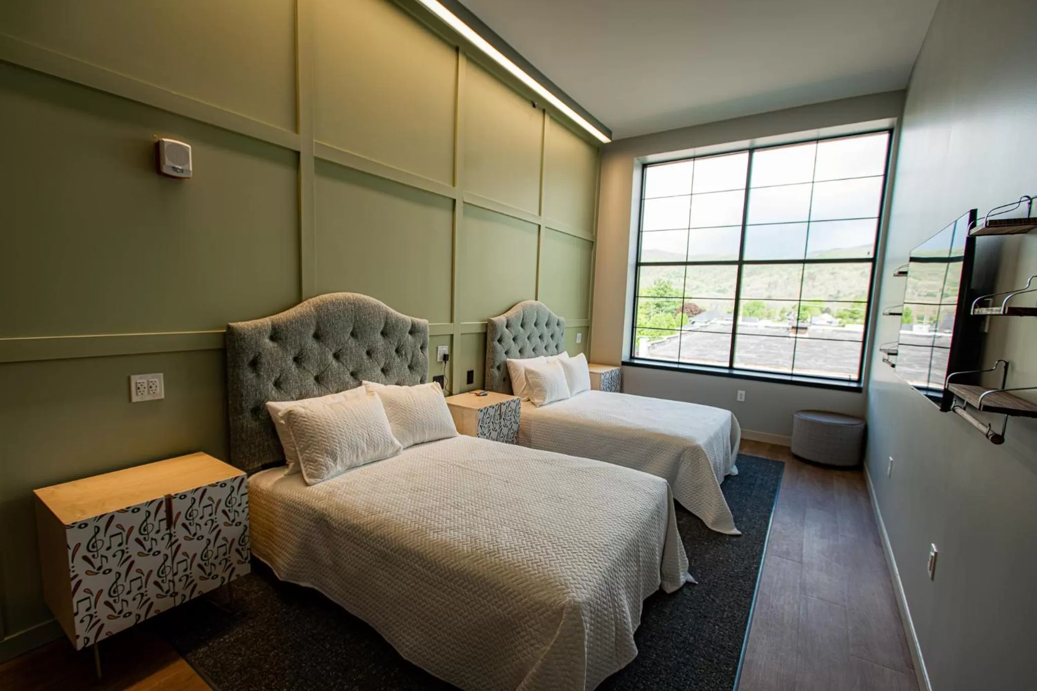 Bed in The Schoolhouse Hotel, Trademark Collection by Wyndham