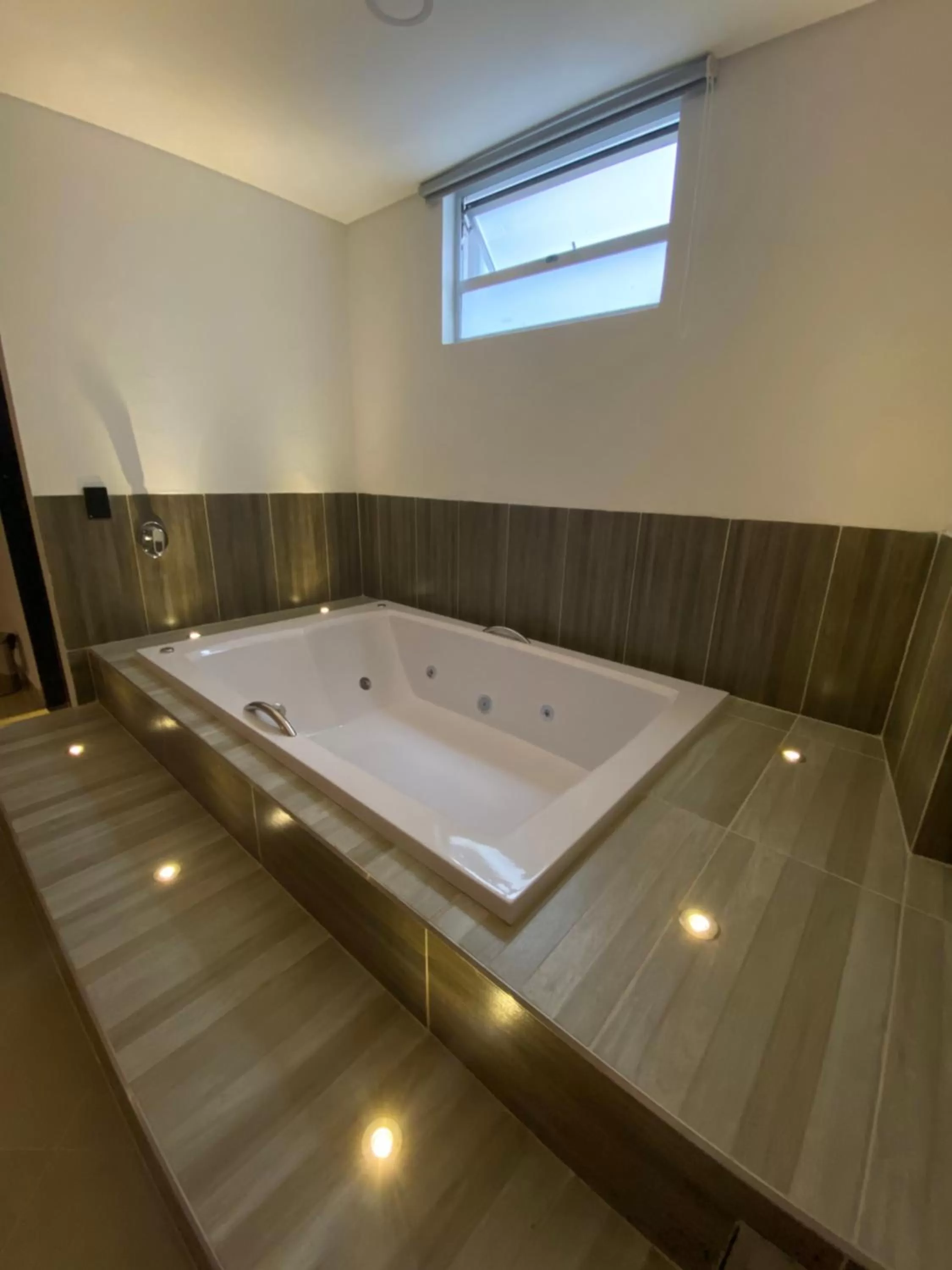 Hotel California City