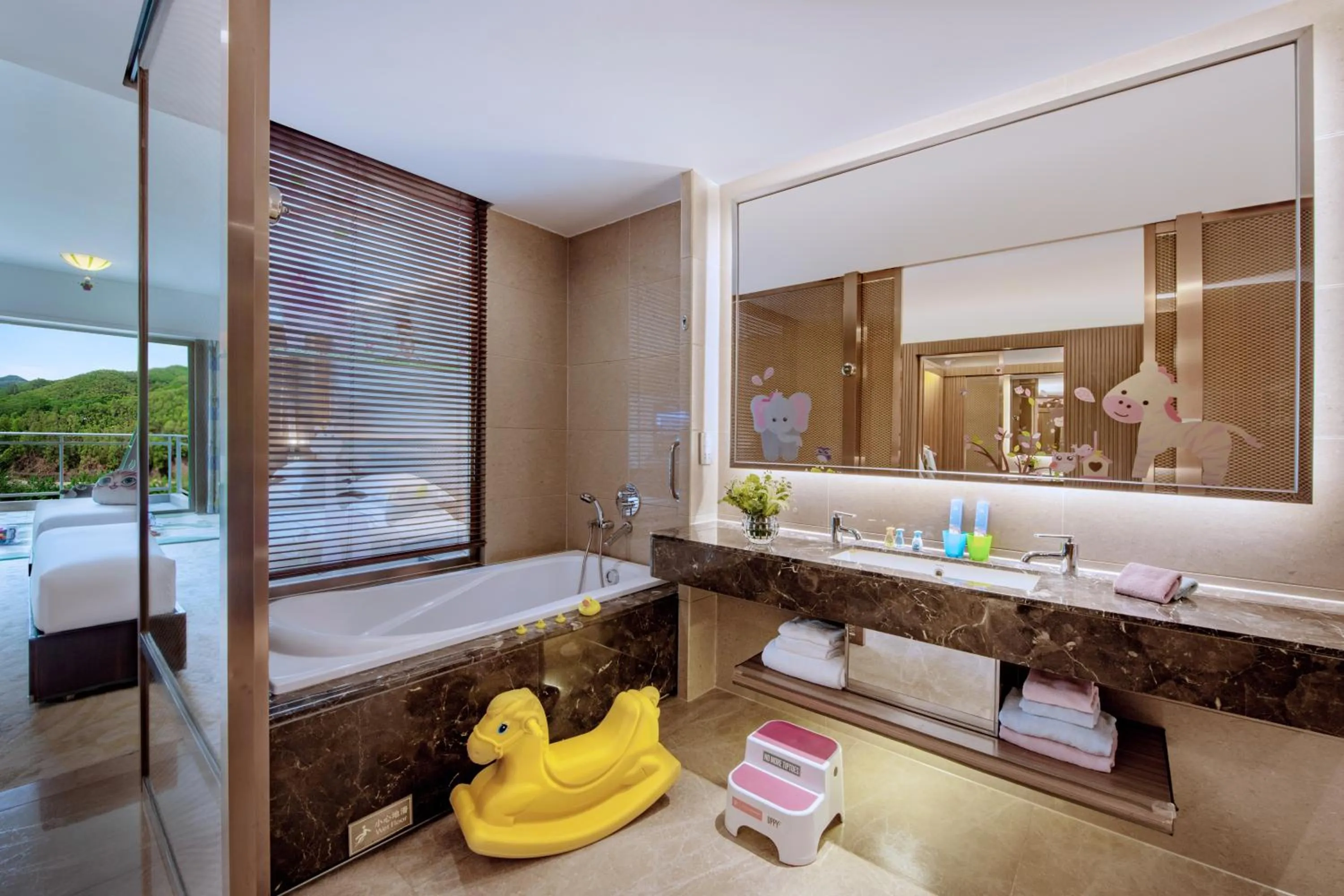 children in Mission Hills Hotel Resorts Dongguan