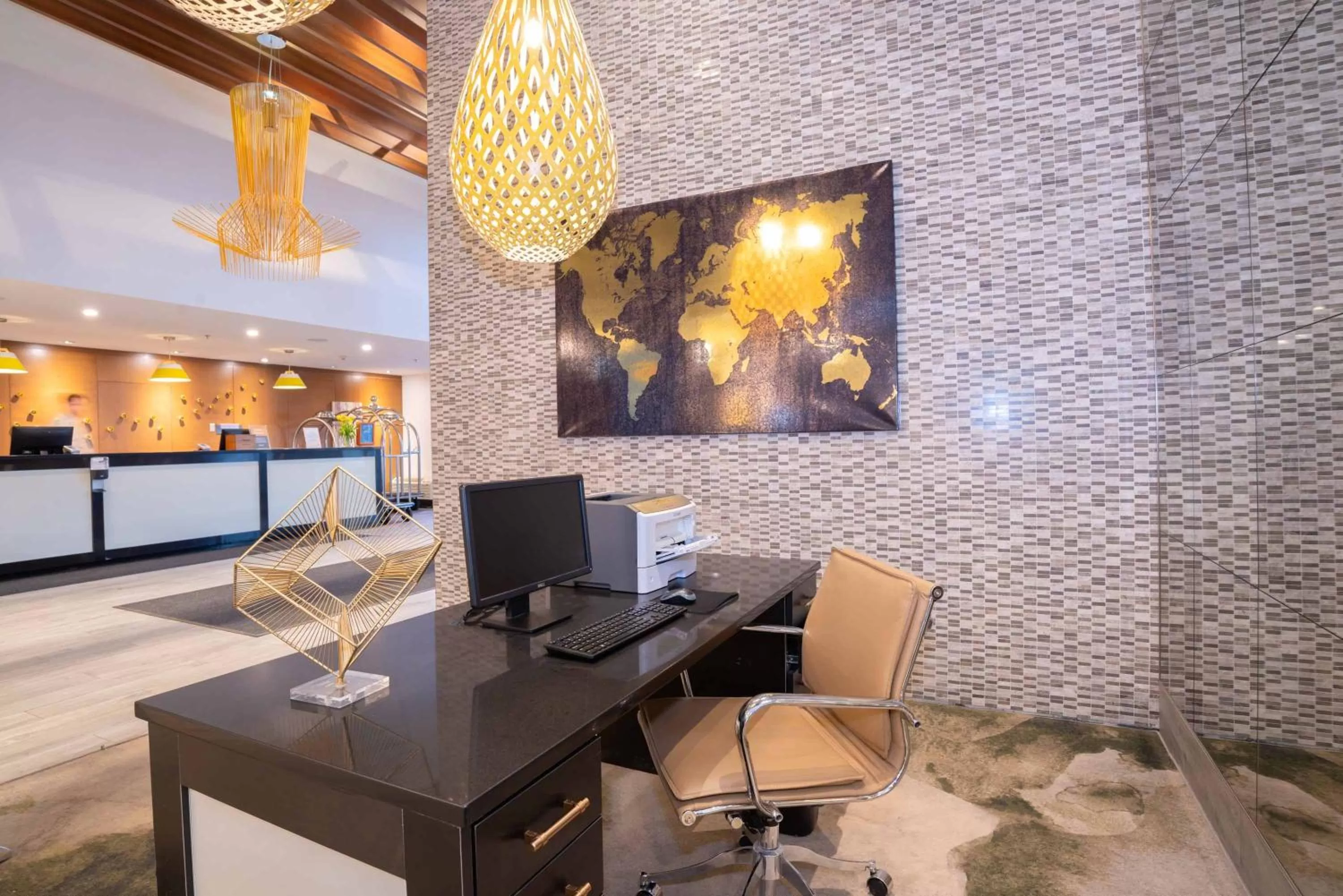 Business facilities in Sandman Hotel Hamilton