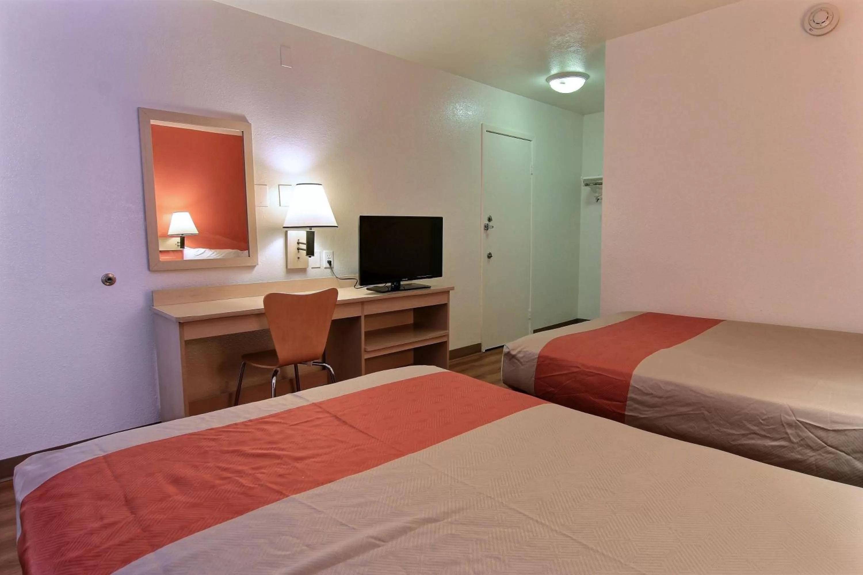 Bedroom, Bed in Motel 6-Corpus Christi, TX - Northwest