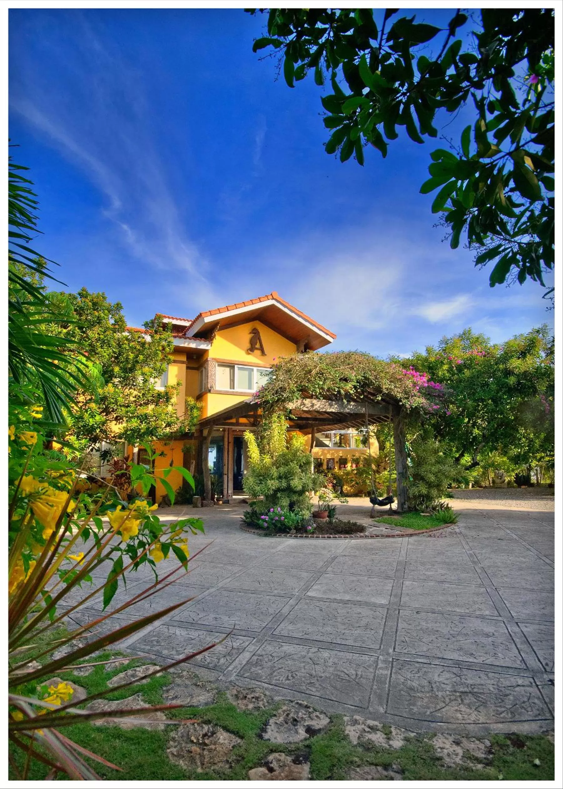 Facade/entrance in Amarela Resort