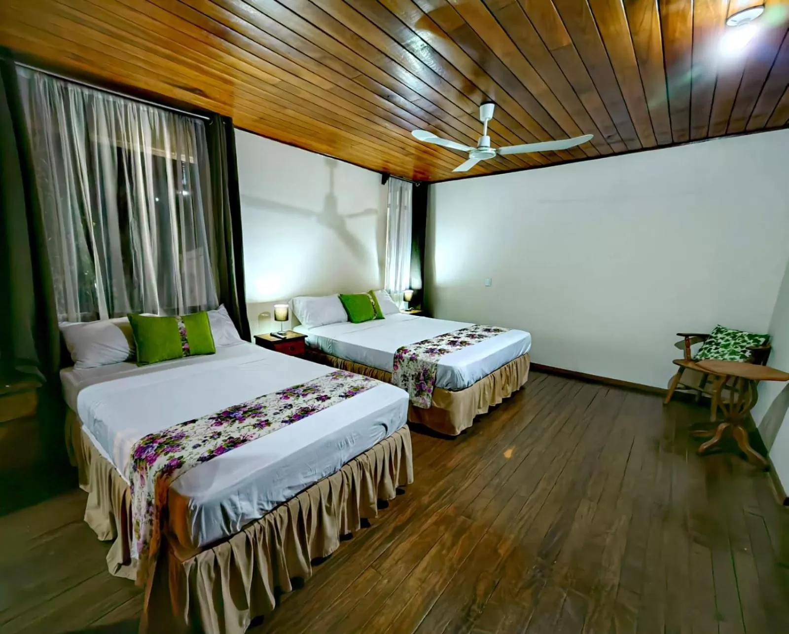 Property building, Bed in Hotel Casa Tago