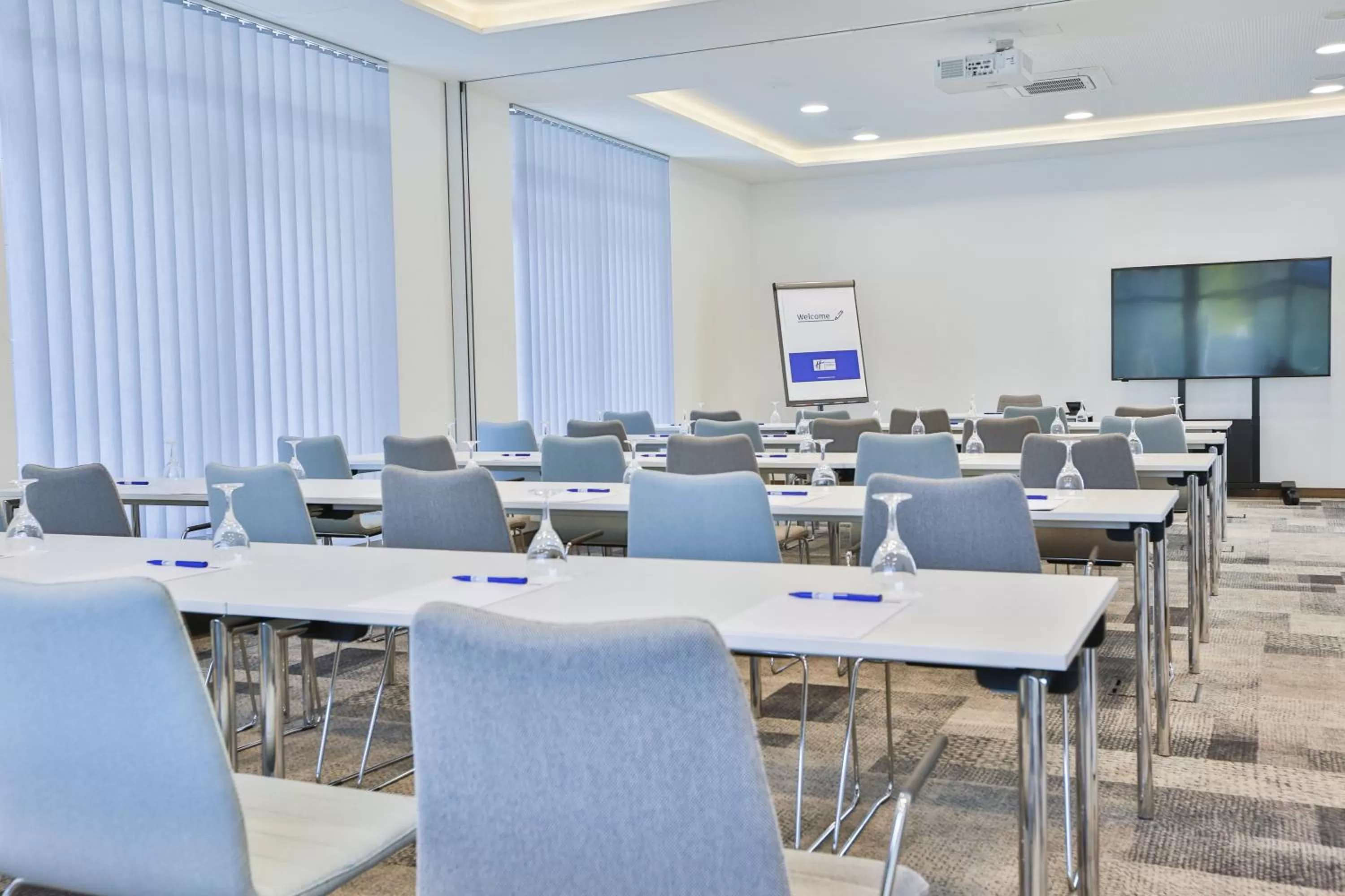 Meeting/conference room in Holiday Inn Express Karlsruhe - City Park by IHG