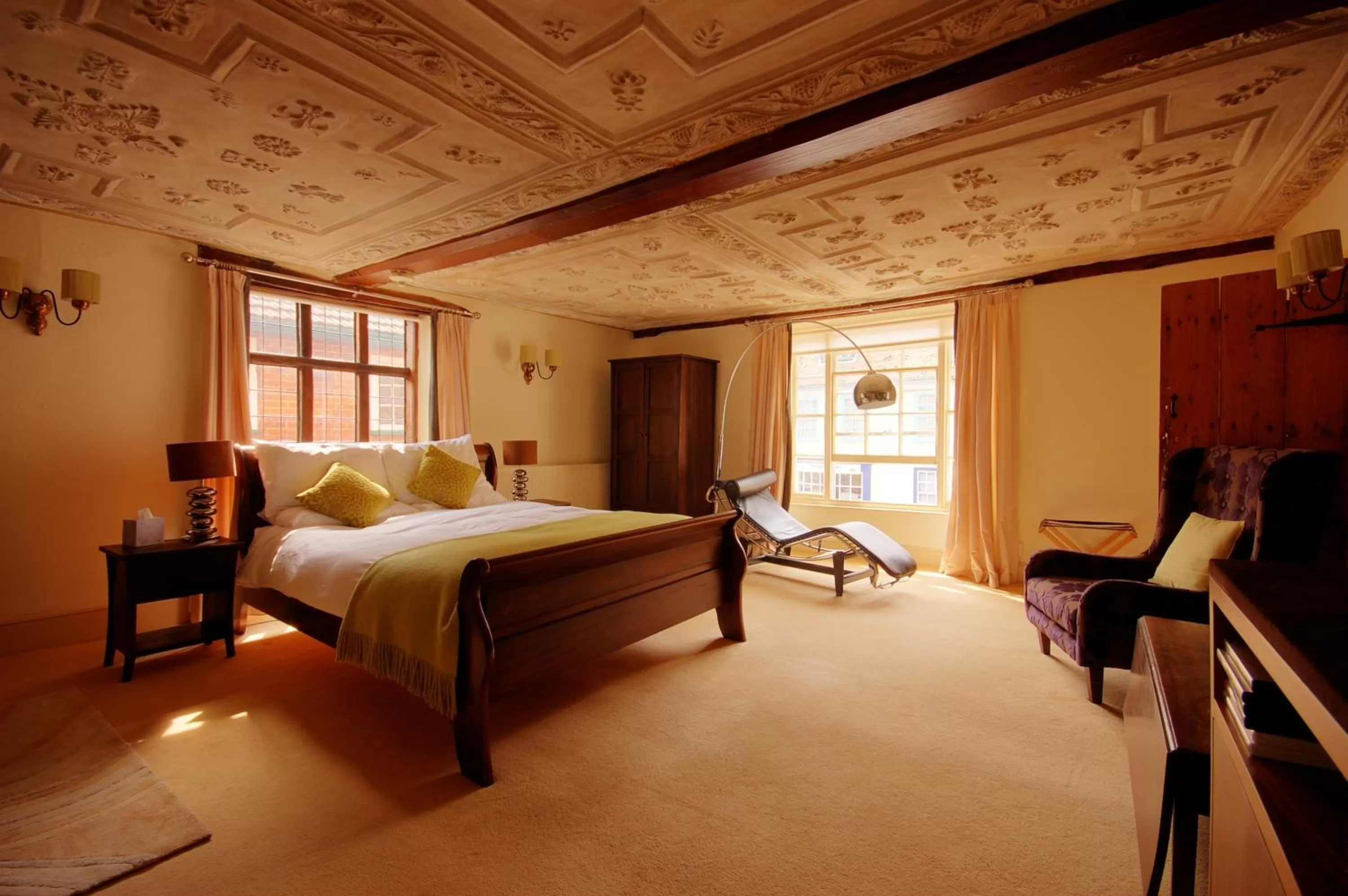 Bedroom, Bed in Sutherland House