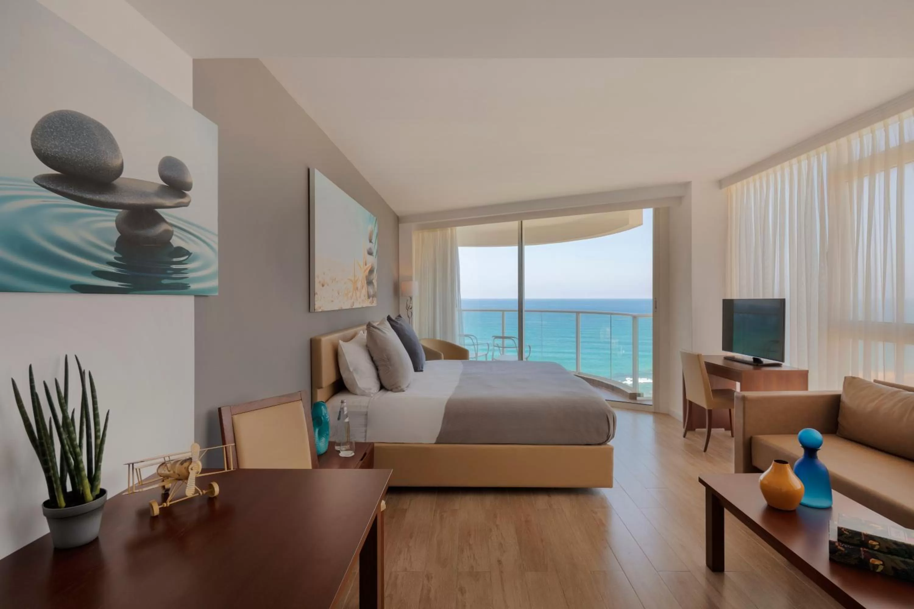 Sea view, Bed in Resort Hadera by Jacob Hotels