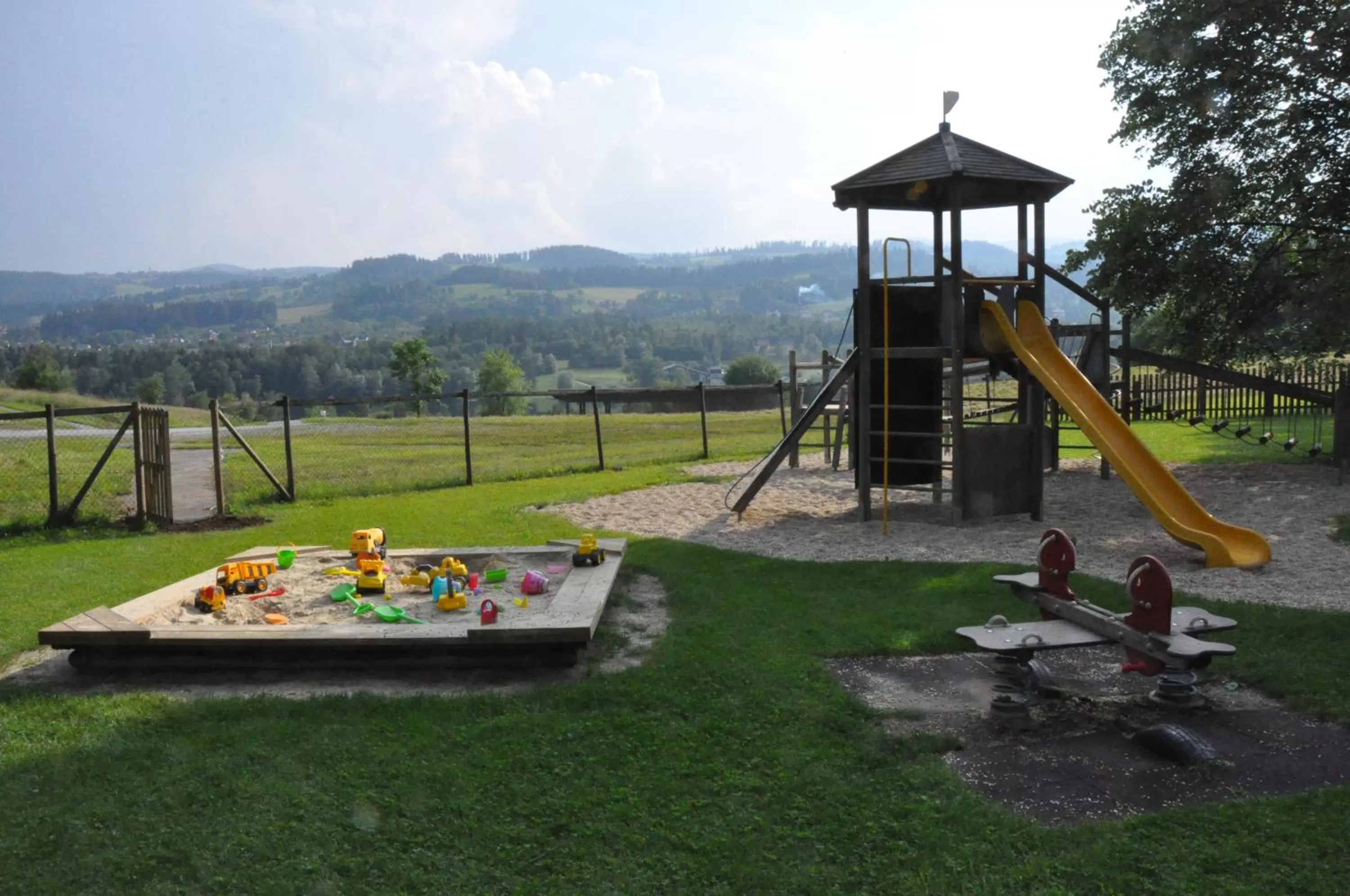 Garden in JUFA Hotel Maria Lankowitz
