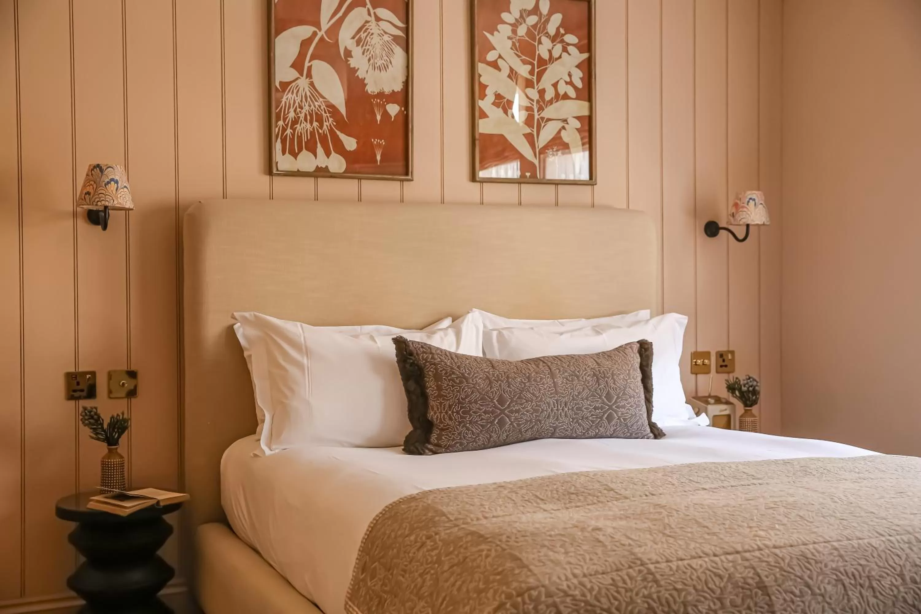 Bed in The Yard in Bath Hotel