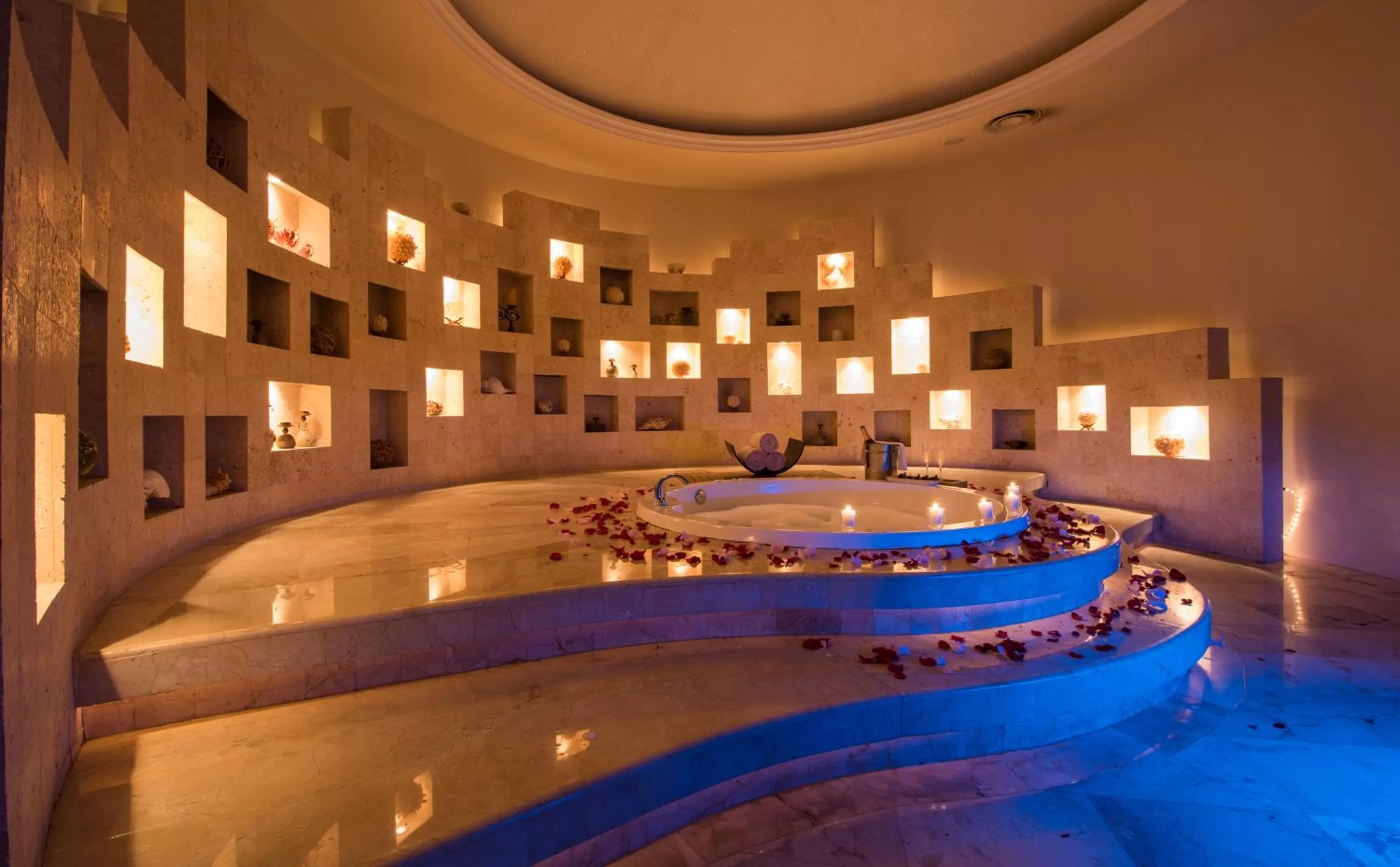 Hot Tub in Seadust Cancun Family Resort - All Inclusive
