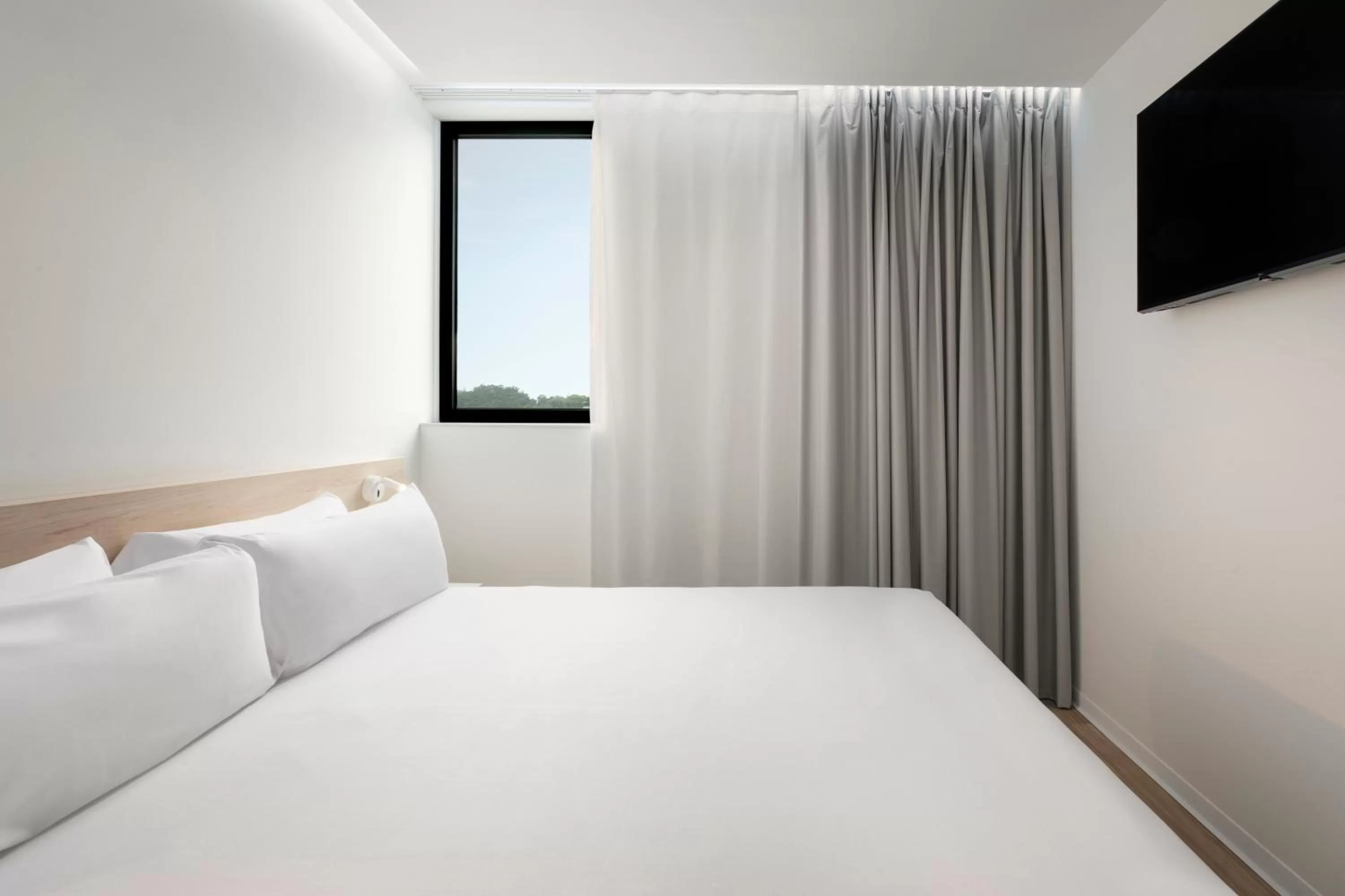 Bed in B&B HOTEL Famalicão