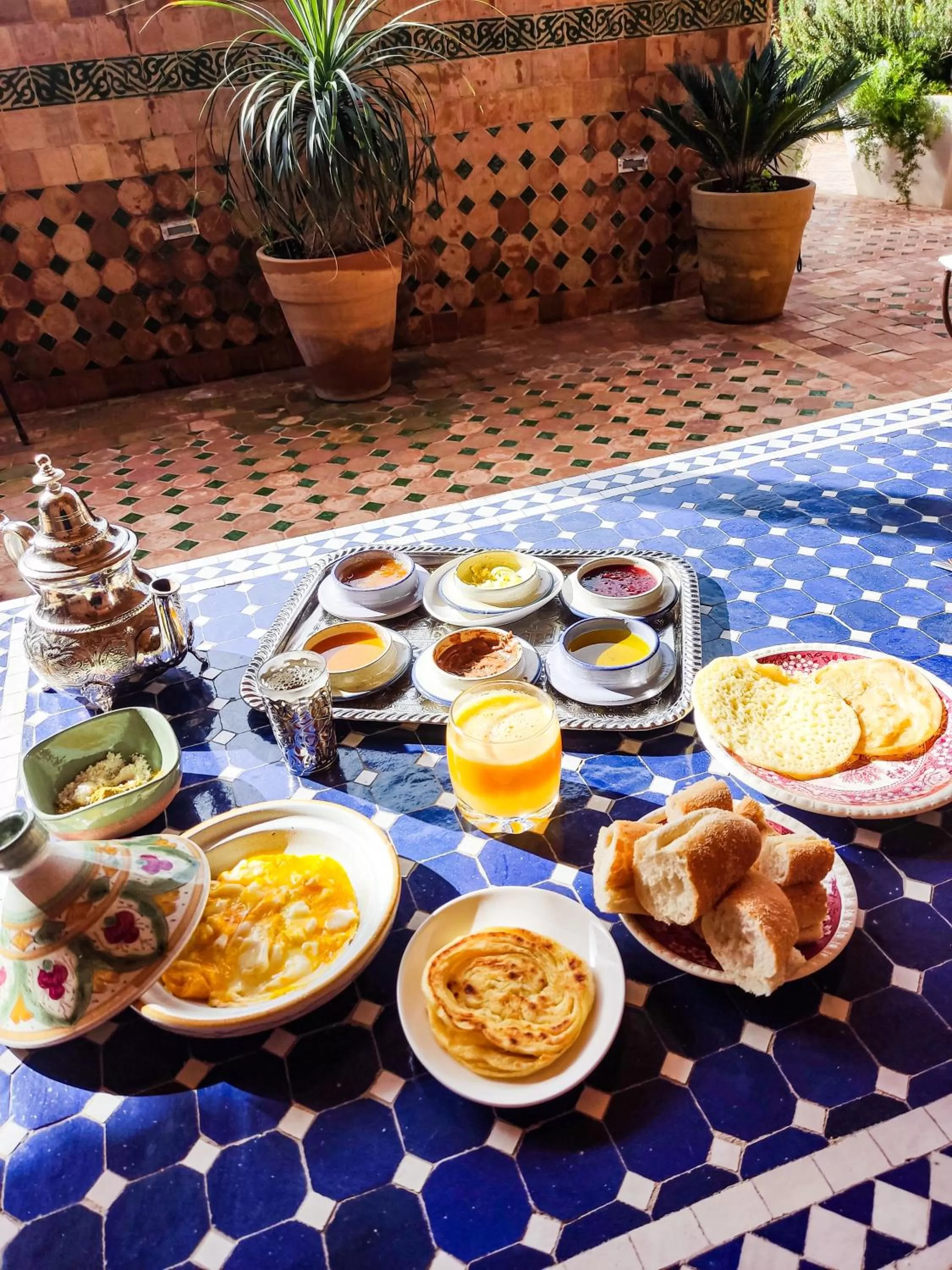 Food and drinks in Riad le petit ksar