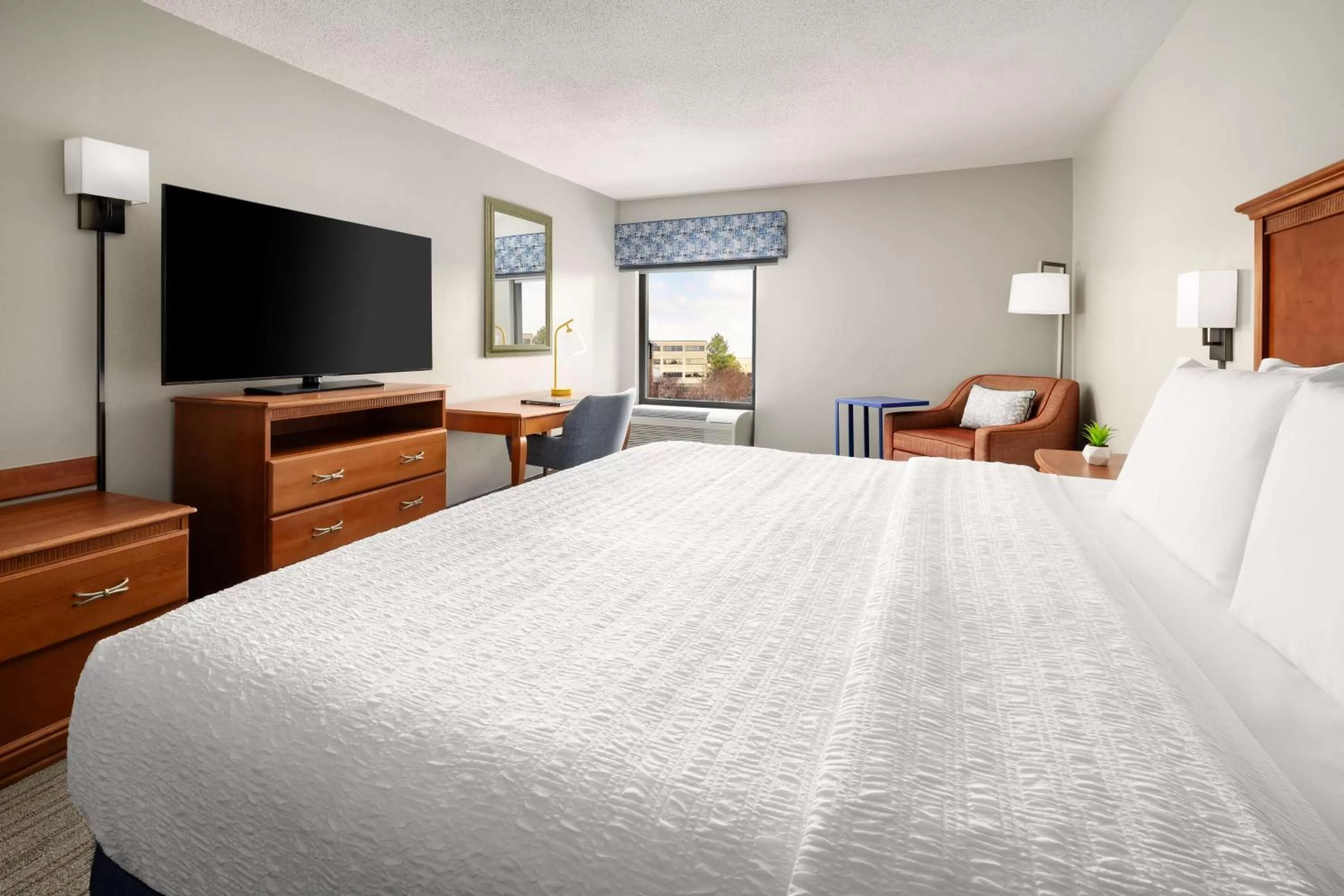 Bed in Hampton Inn Memphis-Walnut Grove/Baptist East