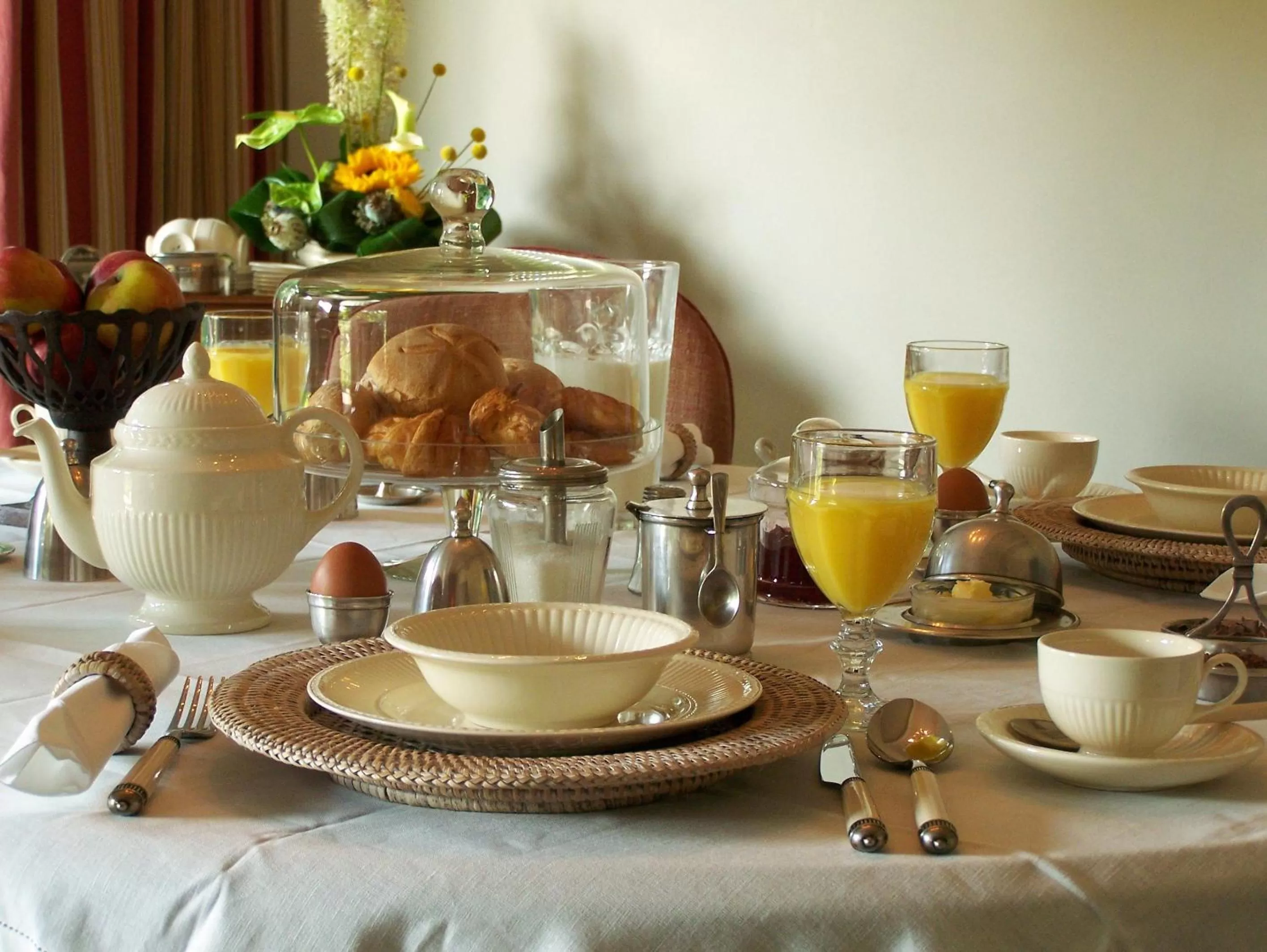 Breakfast in Landrop Bed & Breakfast