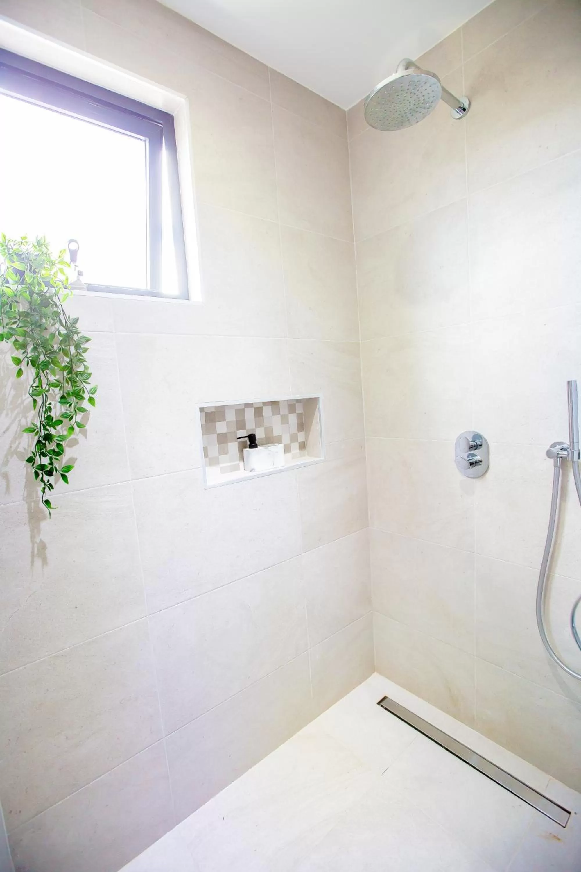 Bronbella Villa Residence