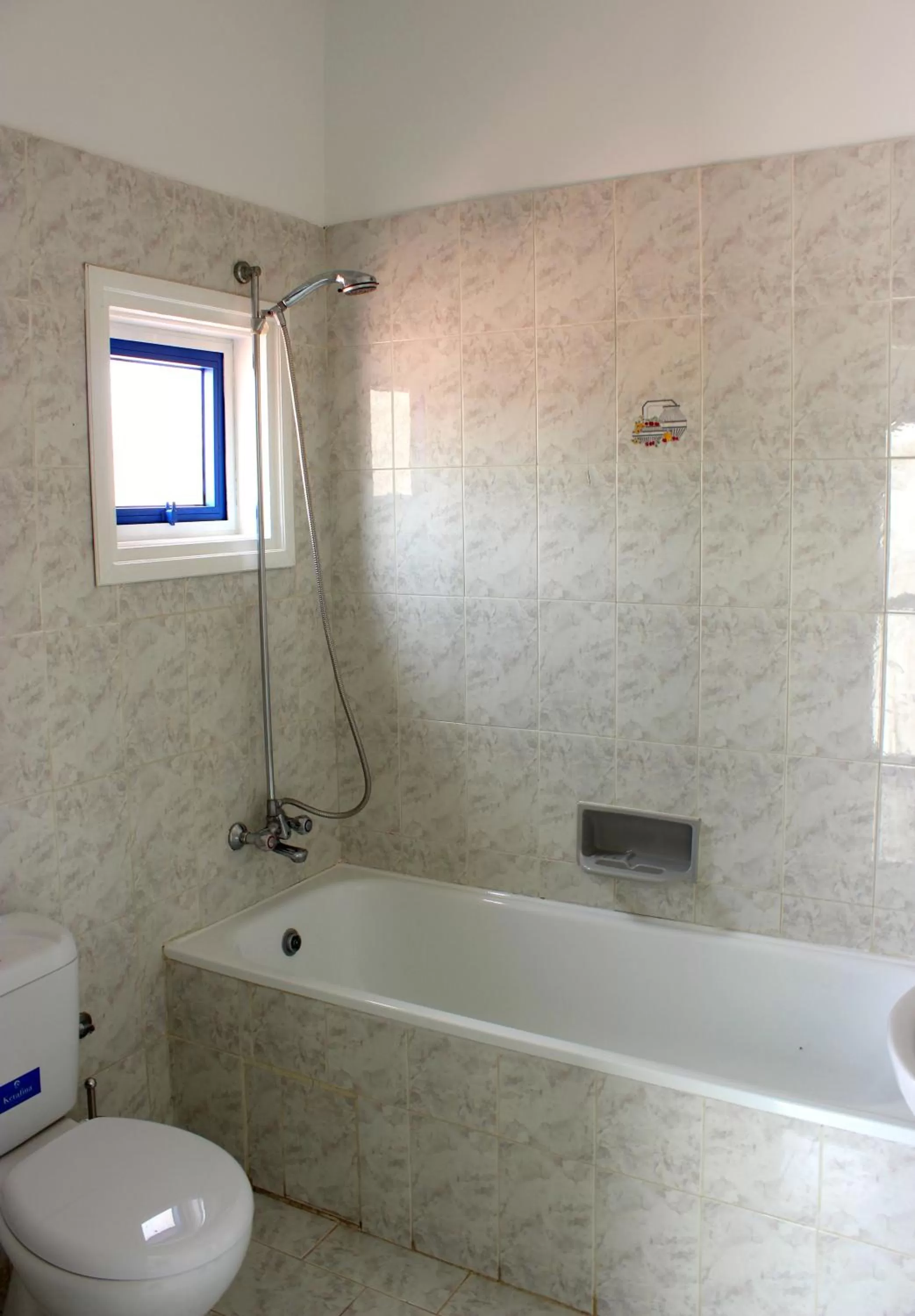 Bathroom in Flokkas Hotel Apartments