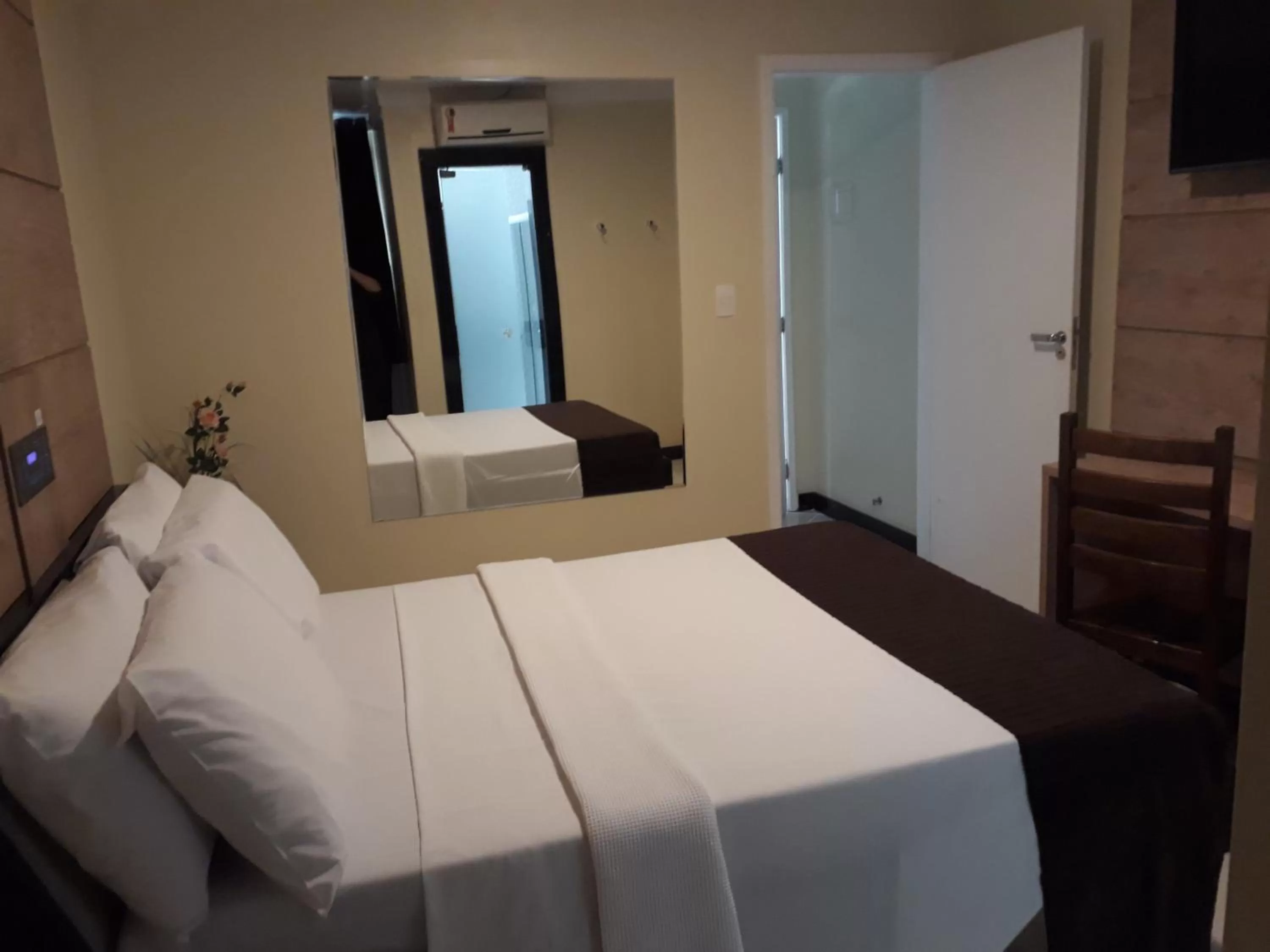 Bed in Hotel Sempre Bahia