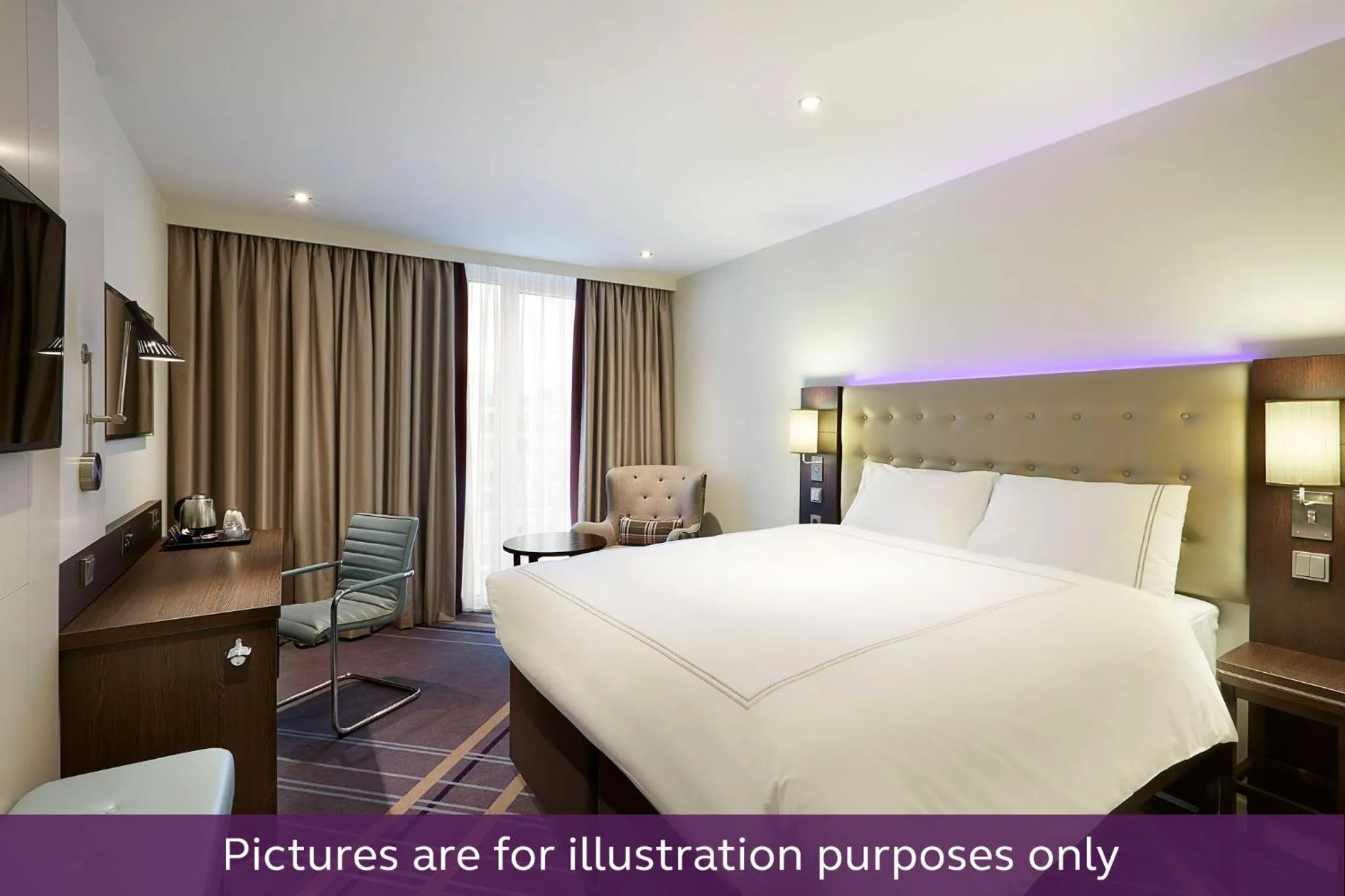 Bedroom in acom-Hotel Munich