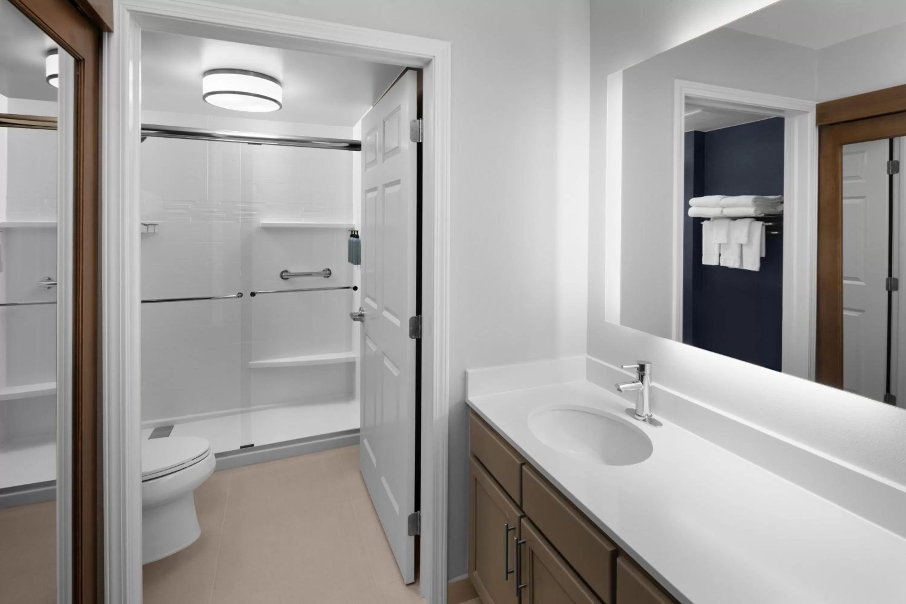 Bathroom in Residence Inn by Marriott Holland